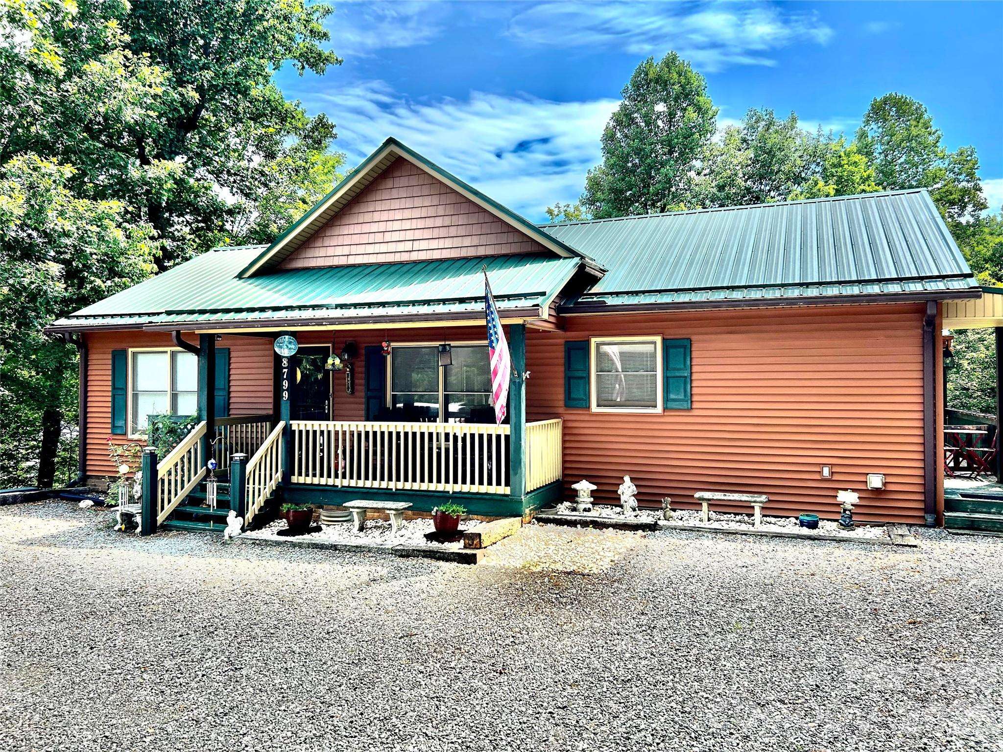 8799 Lisa TRL, Connelly Springs, NC 28612