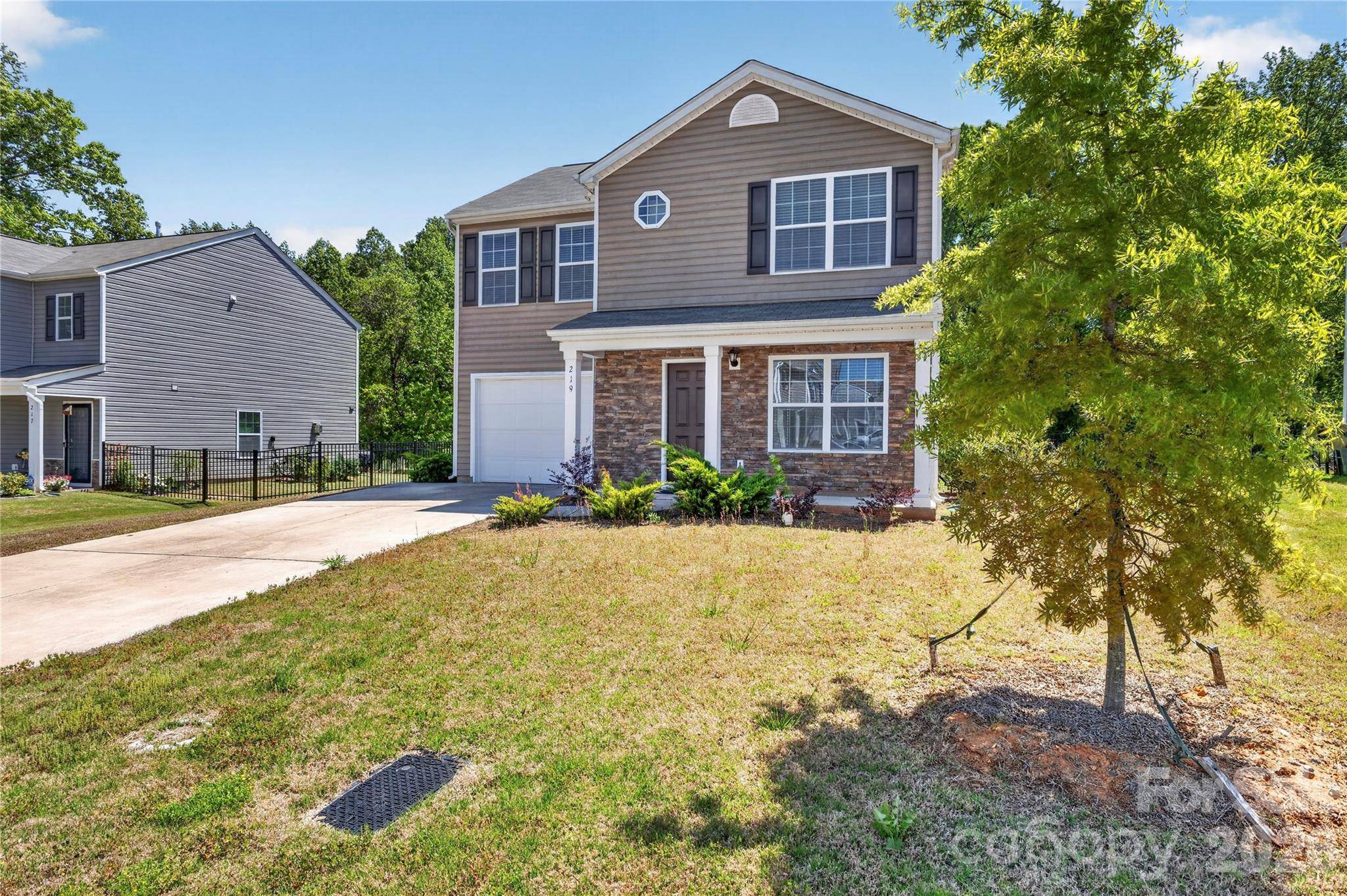 219 Berrybeth CIR, China Grove, NC 28023