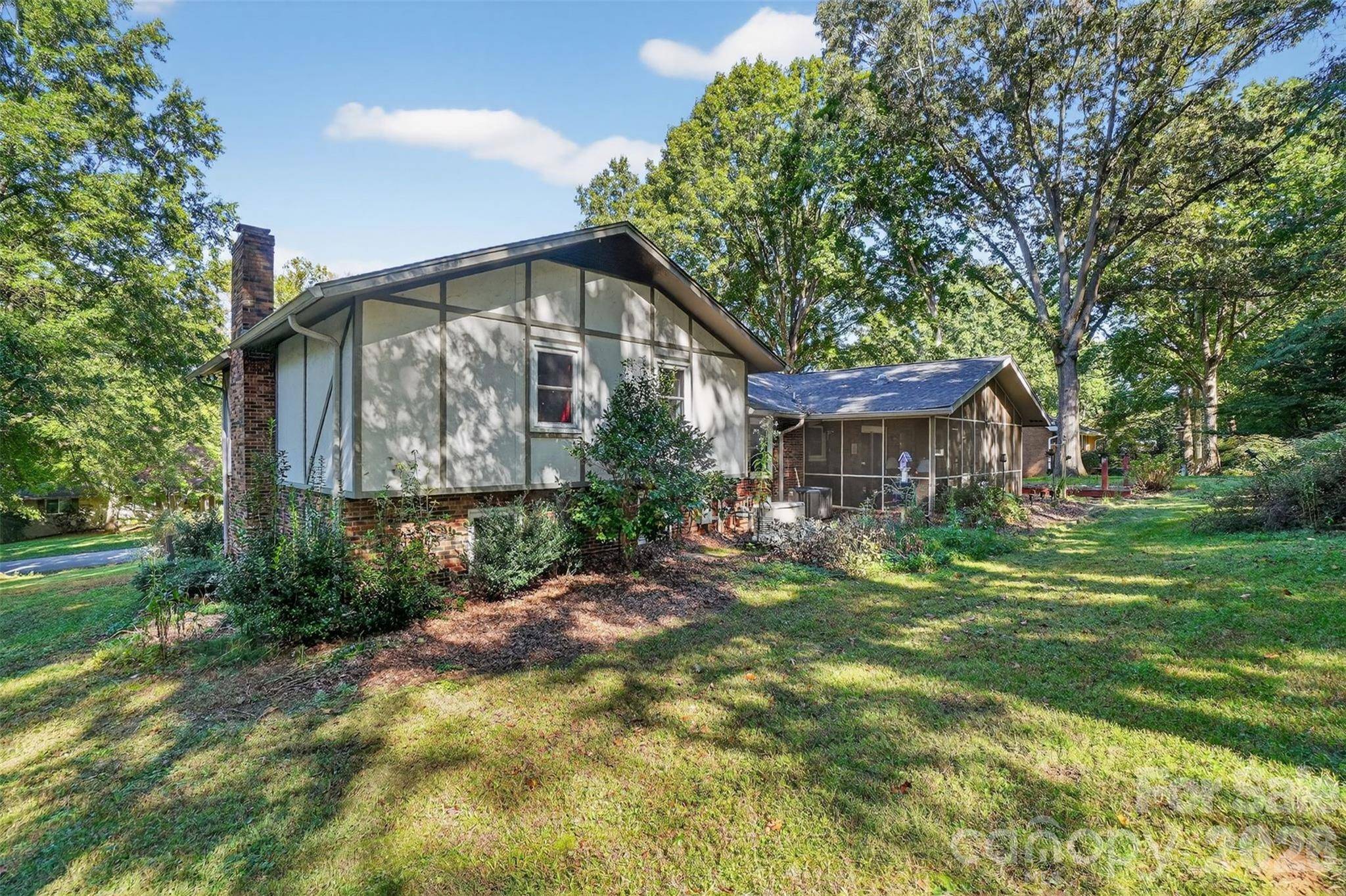 510 4th AVE NE, Conover, NC 28613