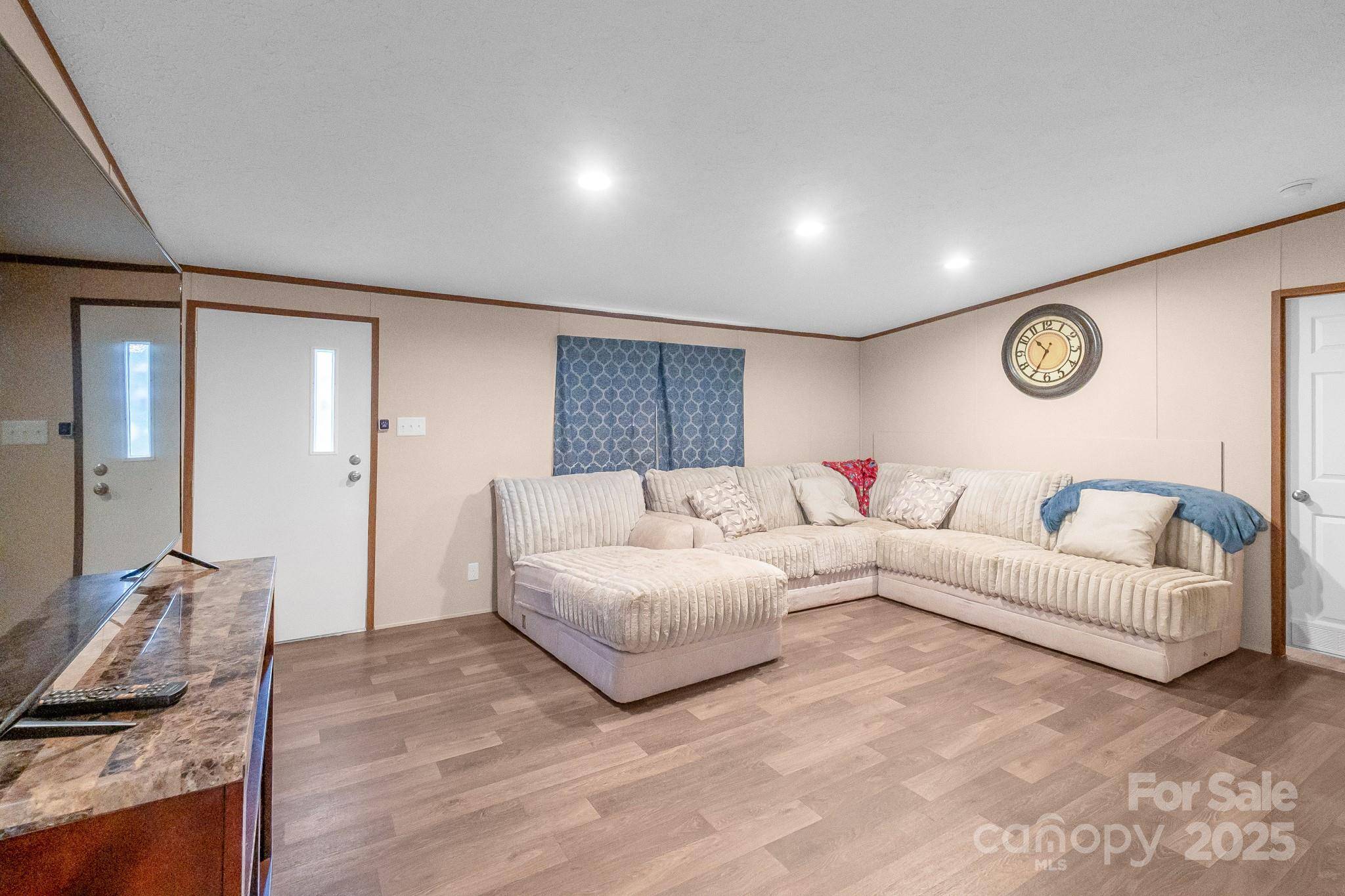 5263 RALEYS MILL RD, Bethune, SC 29009