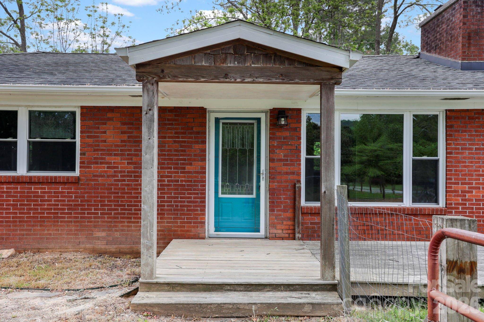 68 Lisam WAY, Etowah, NC 28729