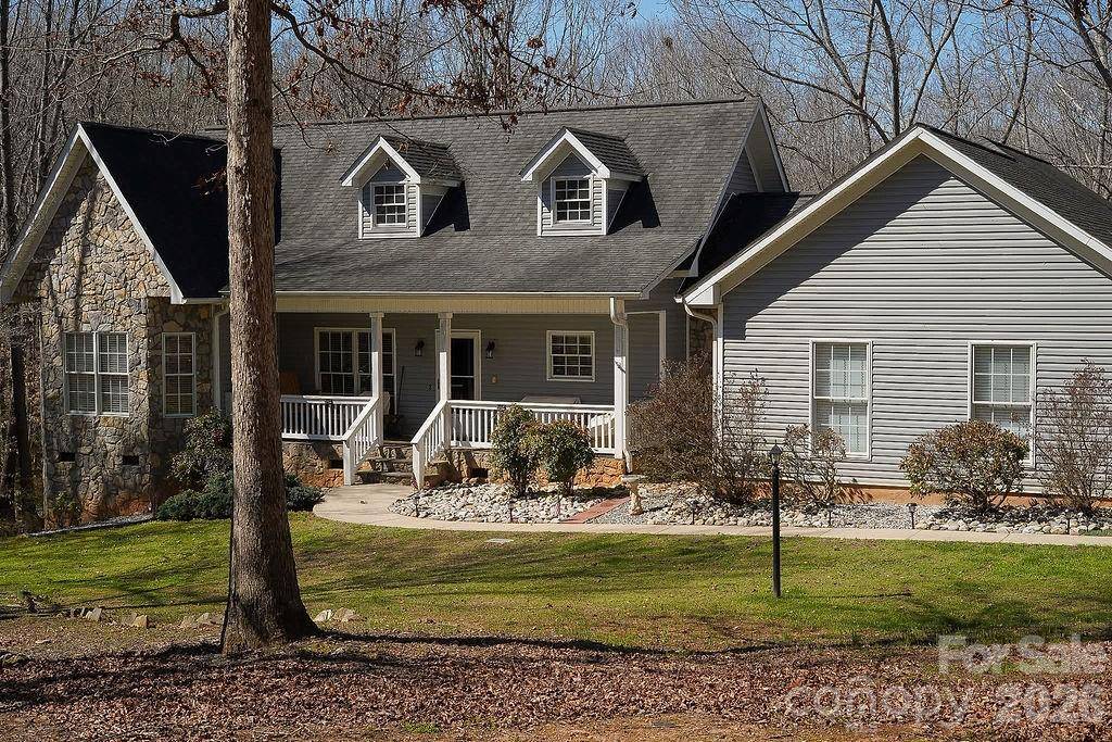 7972 Summit Ridge DR, Catawba, NC 28609