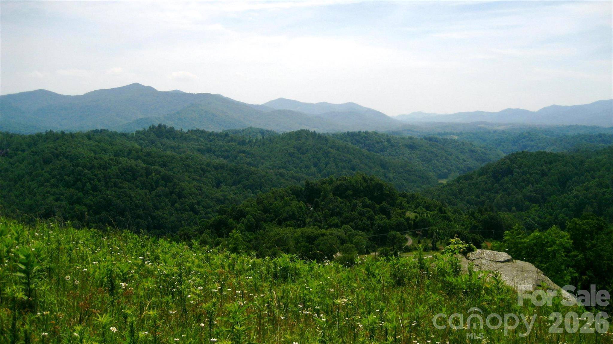 0000 Sunset MTN, Bakersville, NC 28705