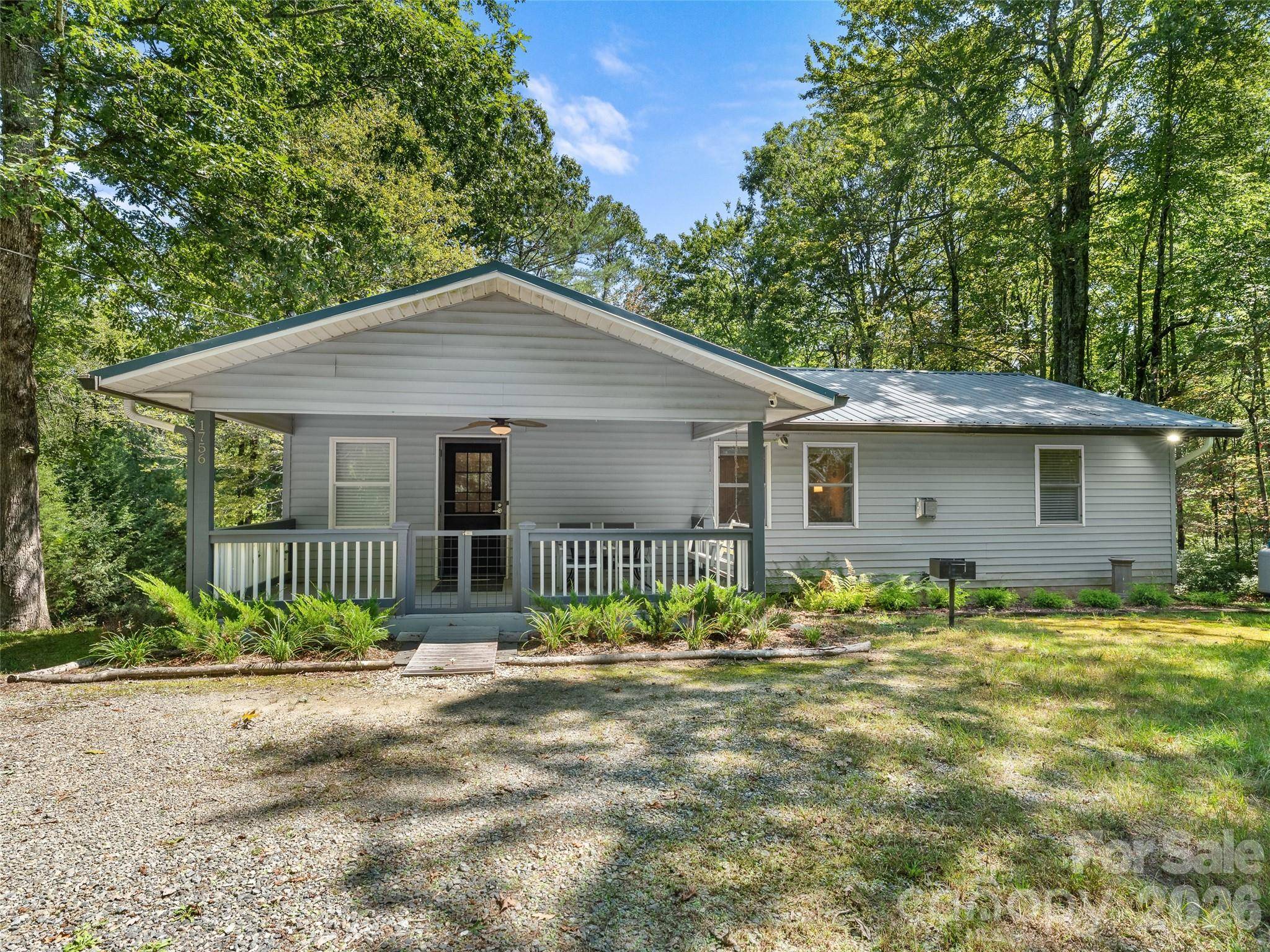 1756 Happy Acres RD, Brevard, SC 28712