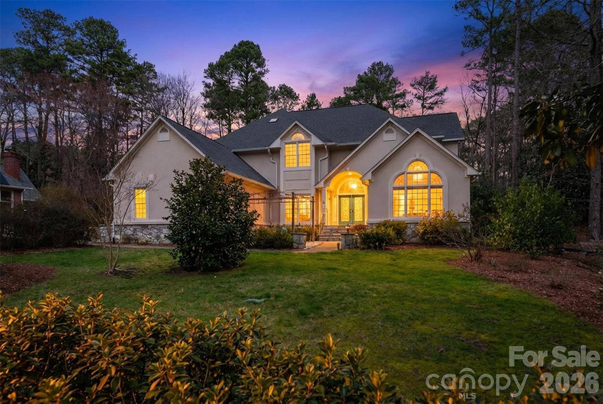 217 Chesley LN, Chapel Hill, NC 27514