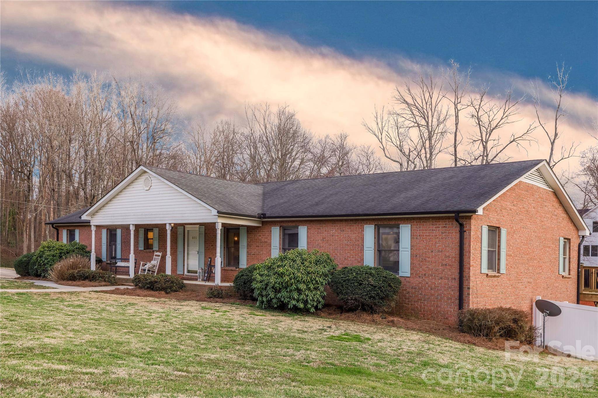601 Azalea LN, China Grove, NC 28023