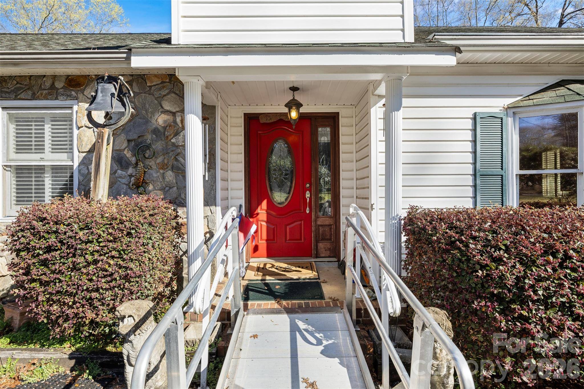 188 Oak Forest CIR, Gaffney, SC 29341