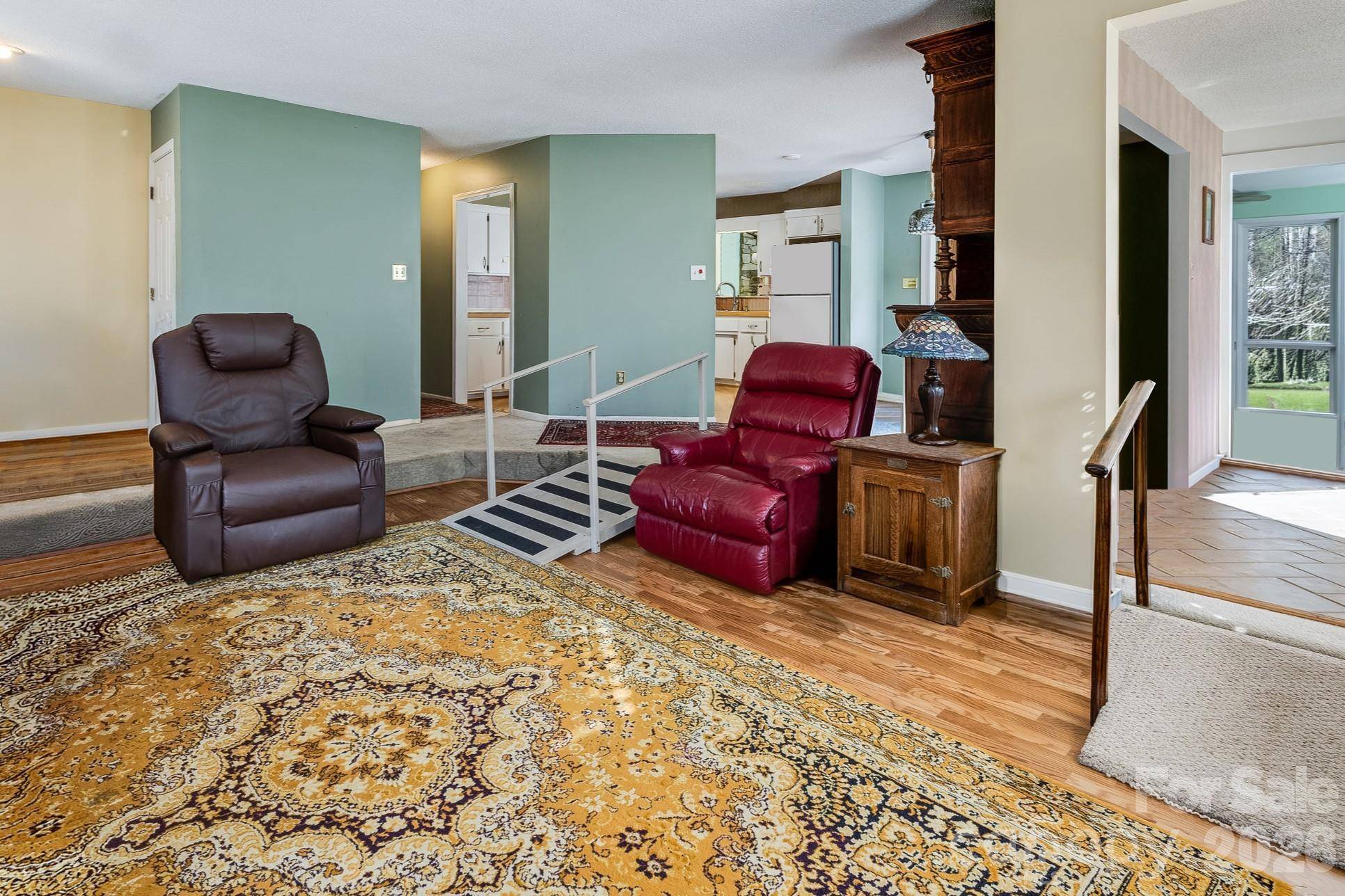 188 Oak Forest CIR, Gaffney, SC 29341