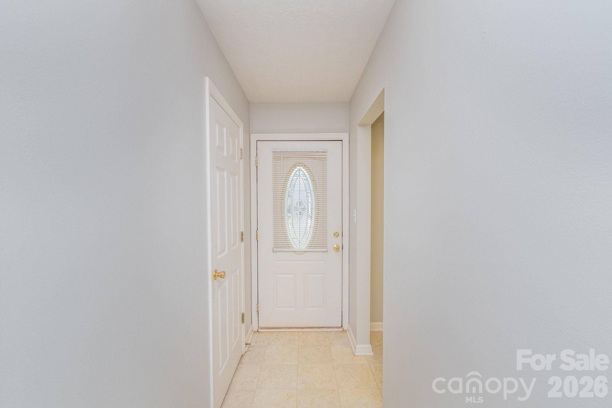 215 E Middlebury LN SW, Aiken, SC 29803
