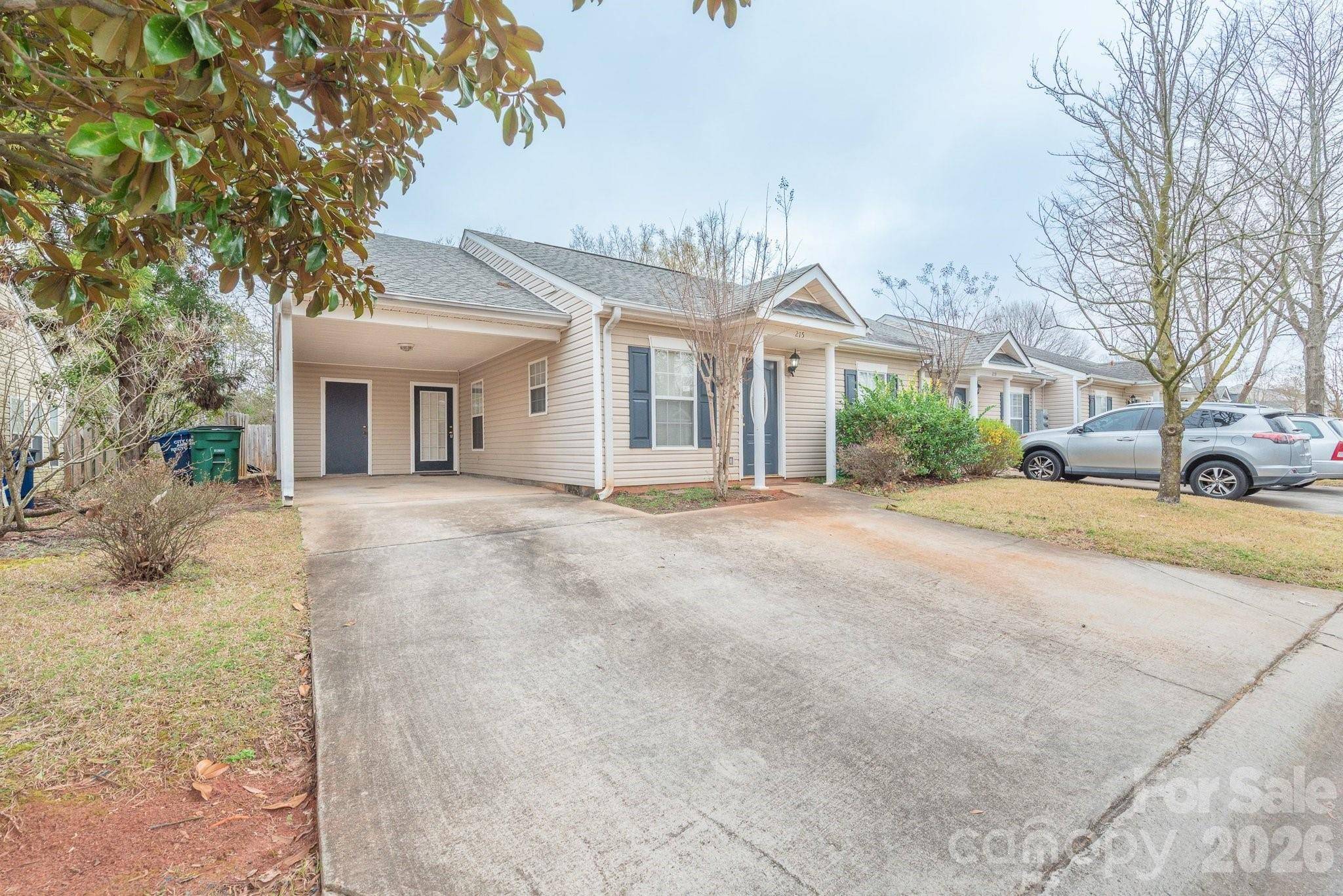 215 E Middlebury LN SW, Aiken, SC 29803