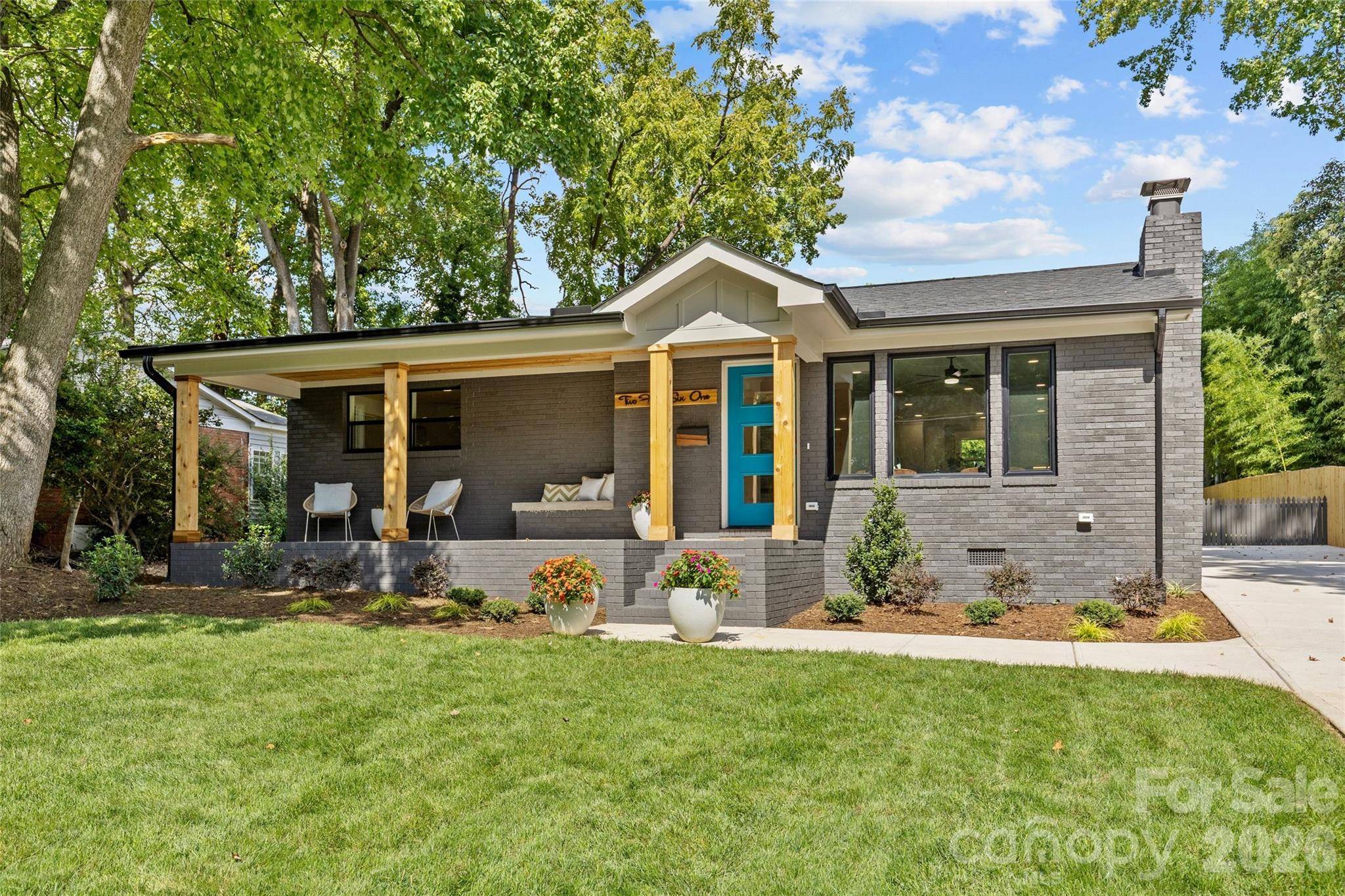 2461 Eaton RD, Charlotte, NC 28205