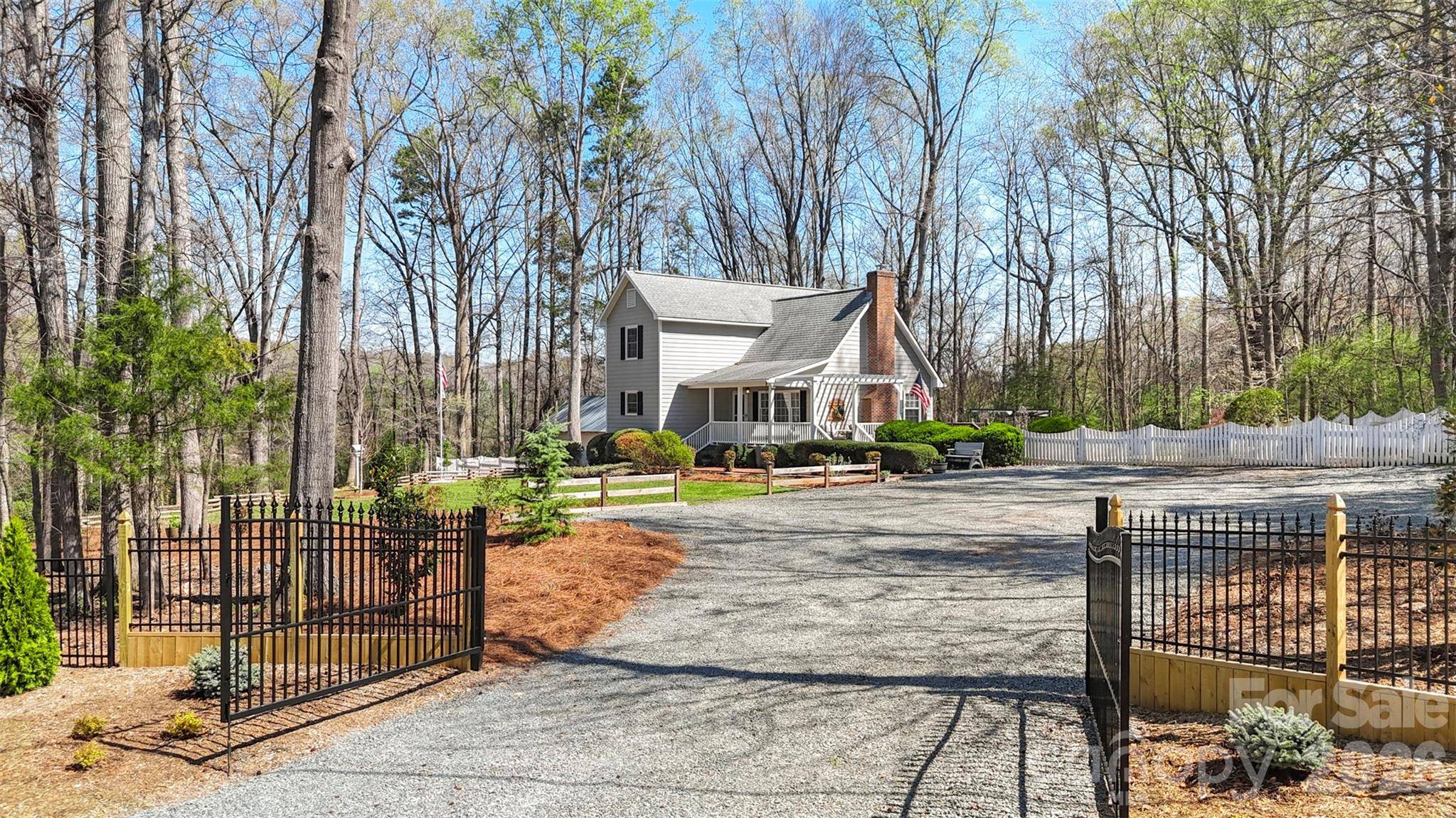 8003 Pine Oak RD, Waxhaw, NC 28173