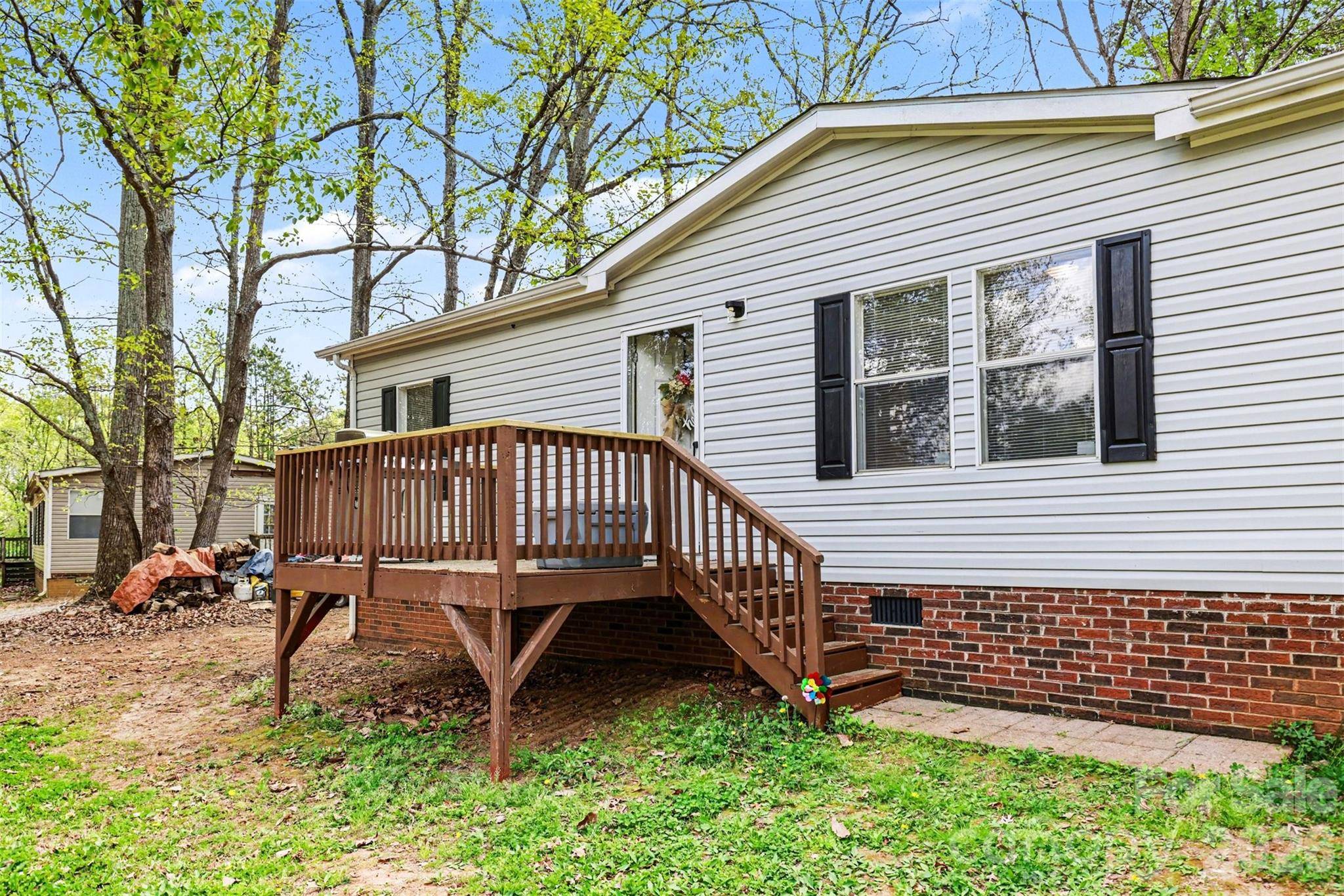 5139 Pine Springs DR, Bessemer City, NC 28016