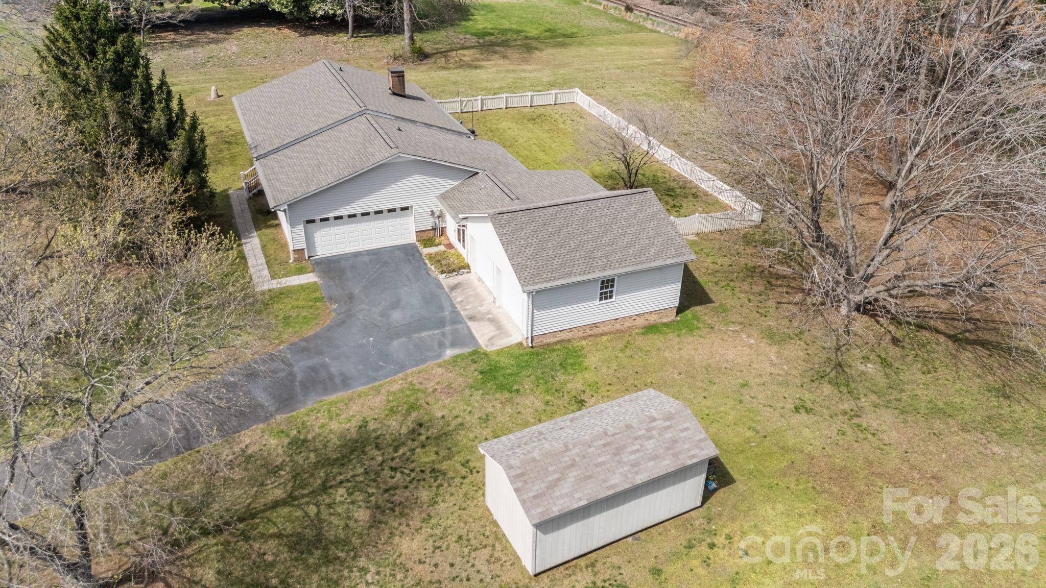 3368 Old Glenola RD, Archdale, NC 27263