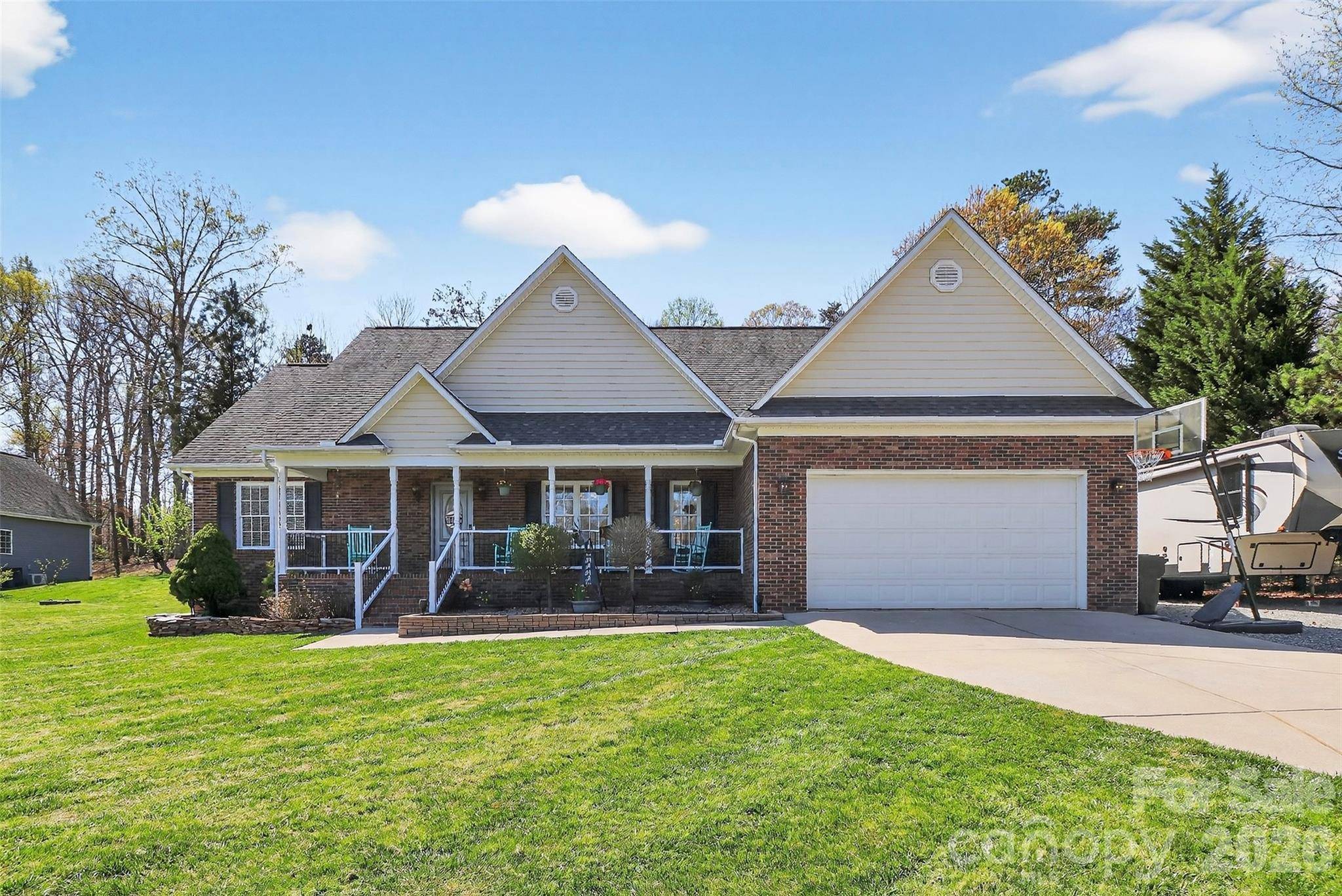 4363 Dusty Ridge CT, Denver, NC 28037