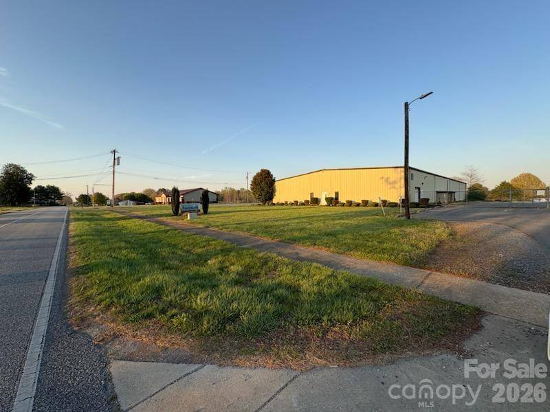 342+344 WILSON DR, Fallston, NC 28042