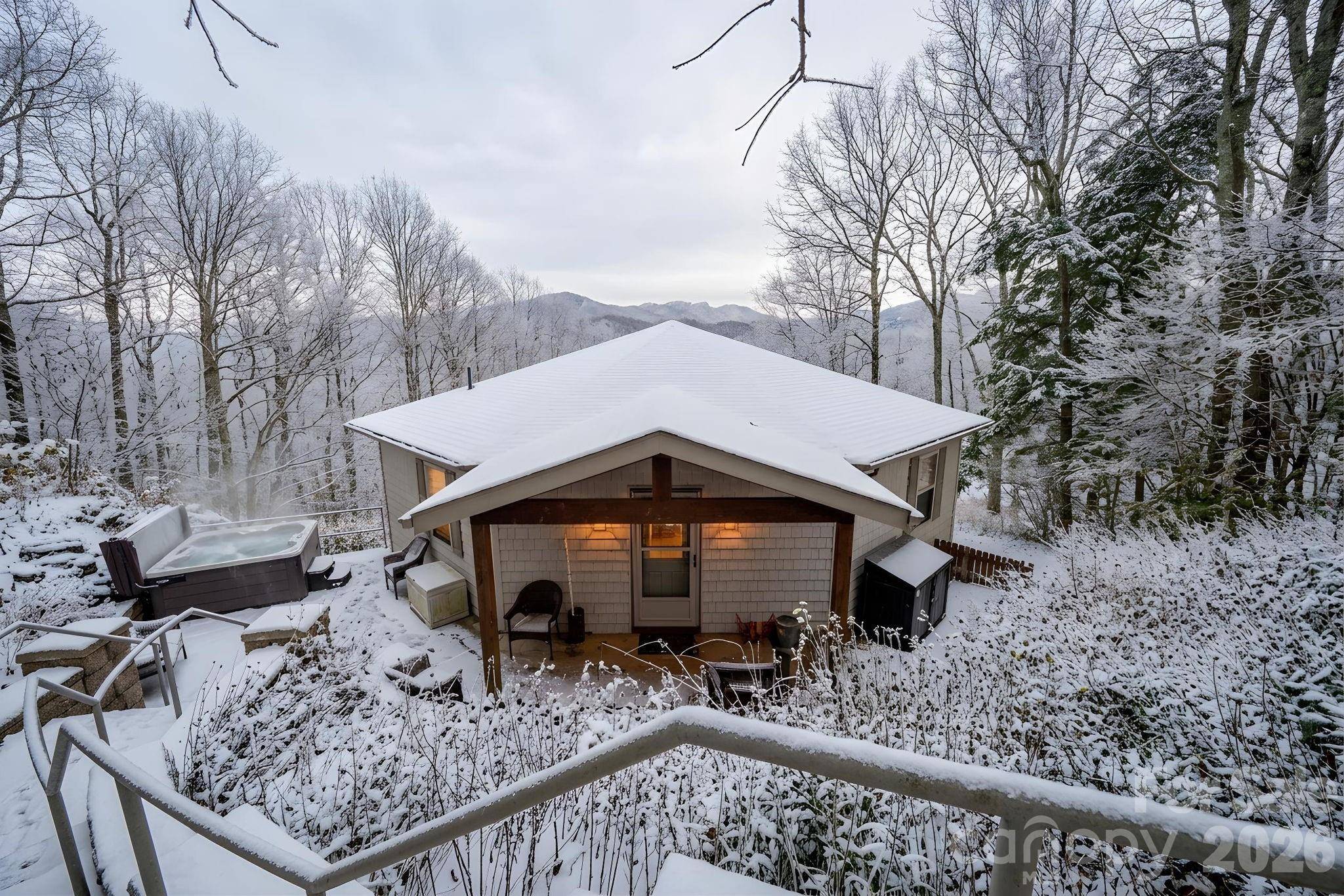 114 Deerwood TRL, Seven Devils, NC 28604