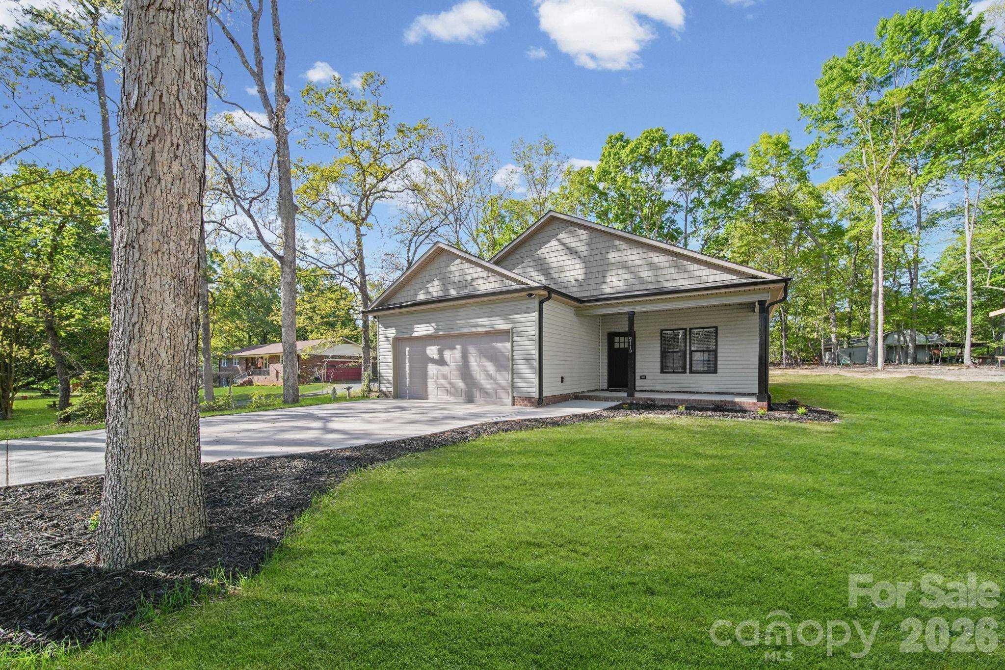 2119 Woodhurst LN, Albemarle, NC 28001