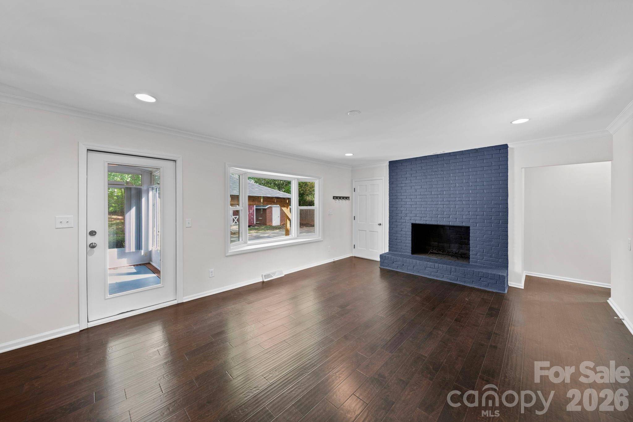 21 Bowen DR, Belmont, NC 28012