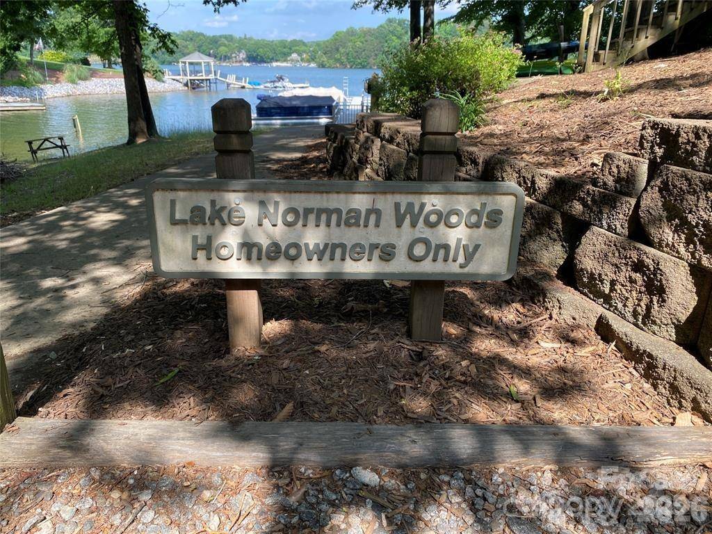 8436 Marina LN, Catawba, NC 28609