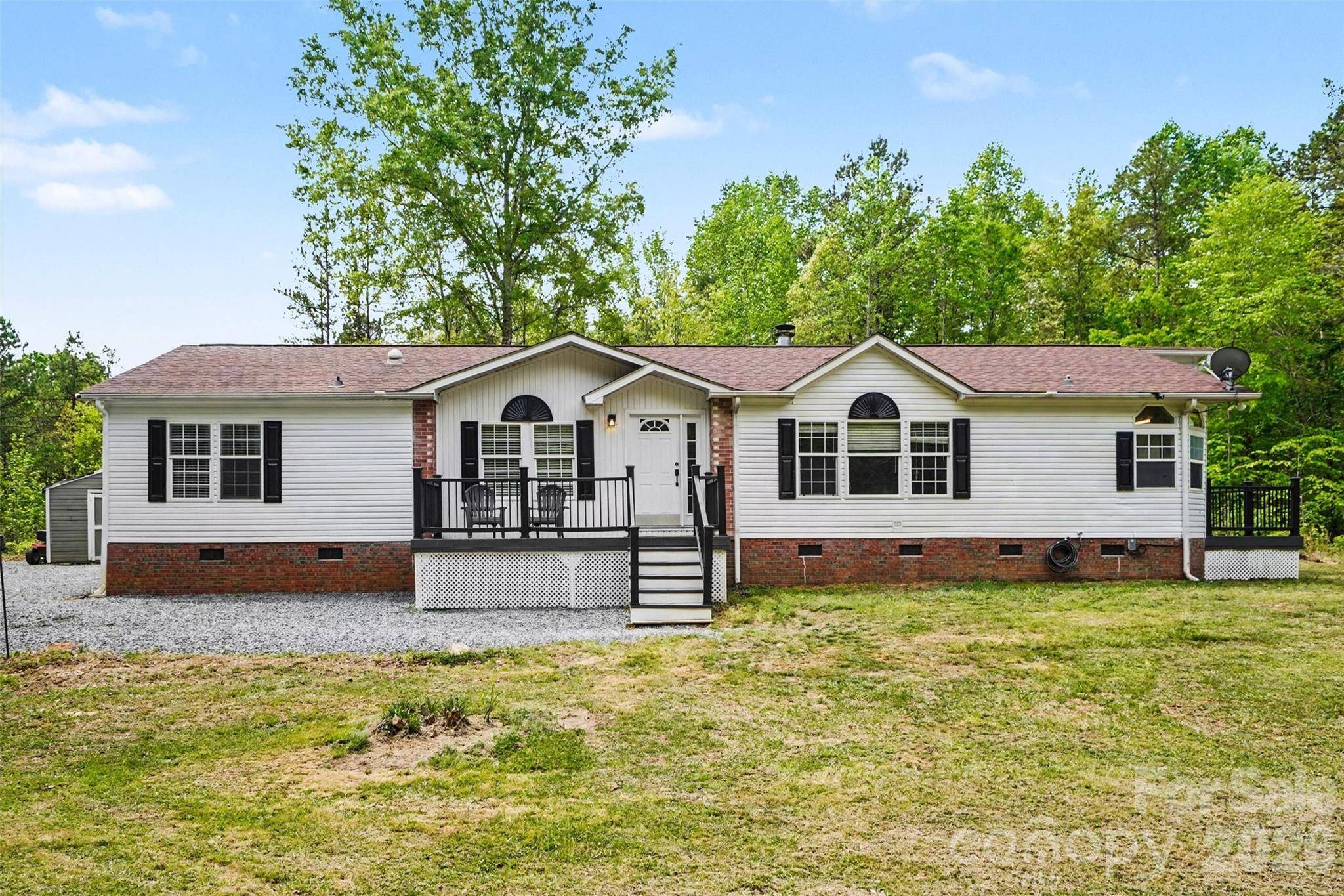 8836 Summerhill DR, Waxhaw, NC 28173