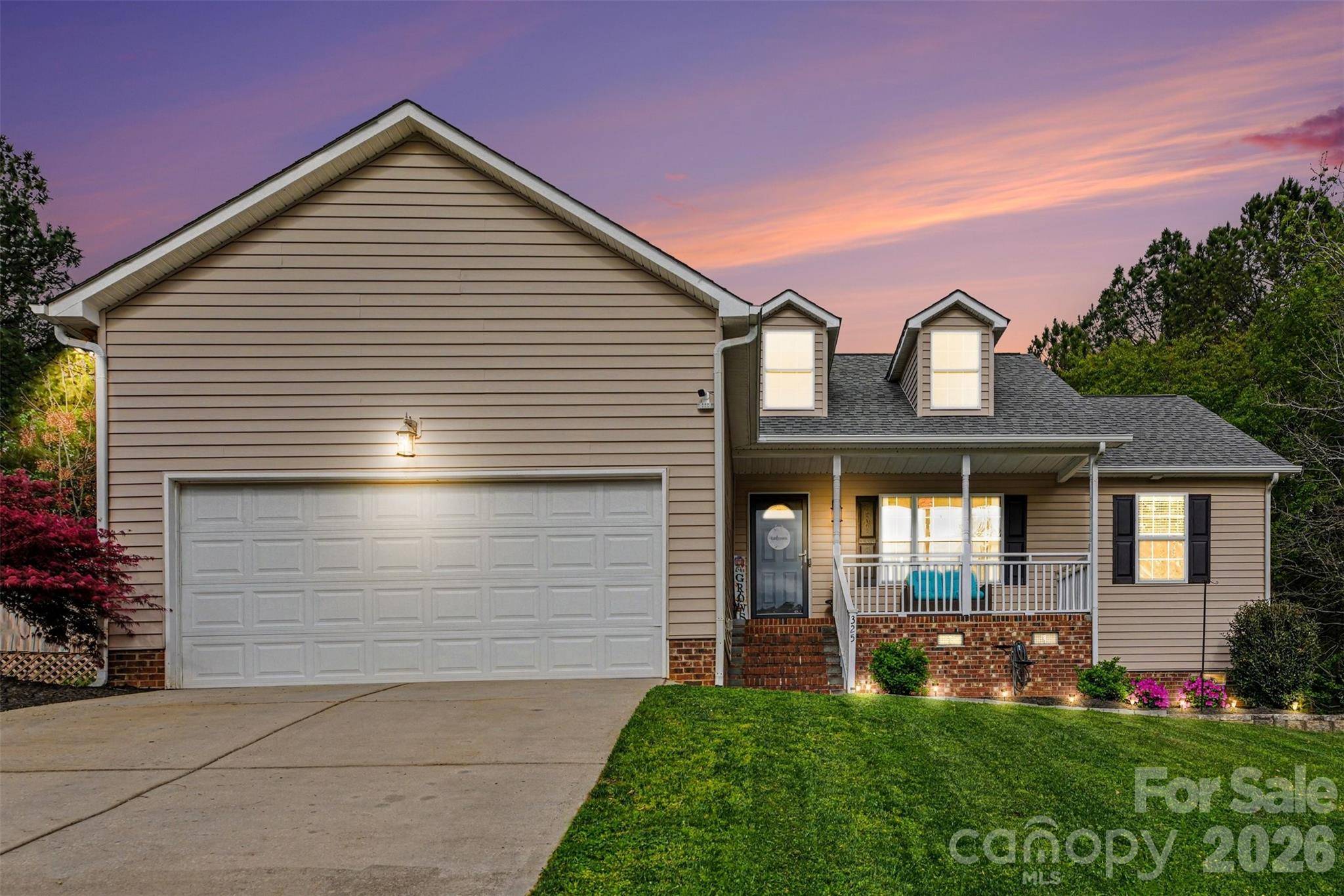 325 Eagle Creek RD, Clover, SC 29710