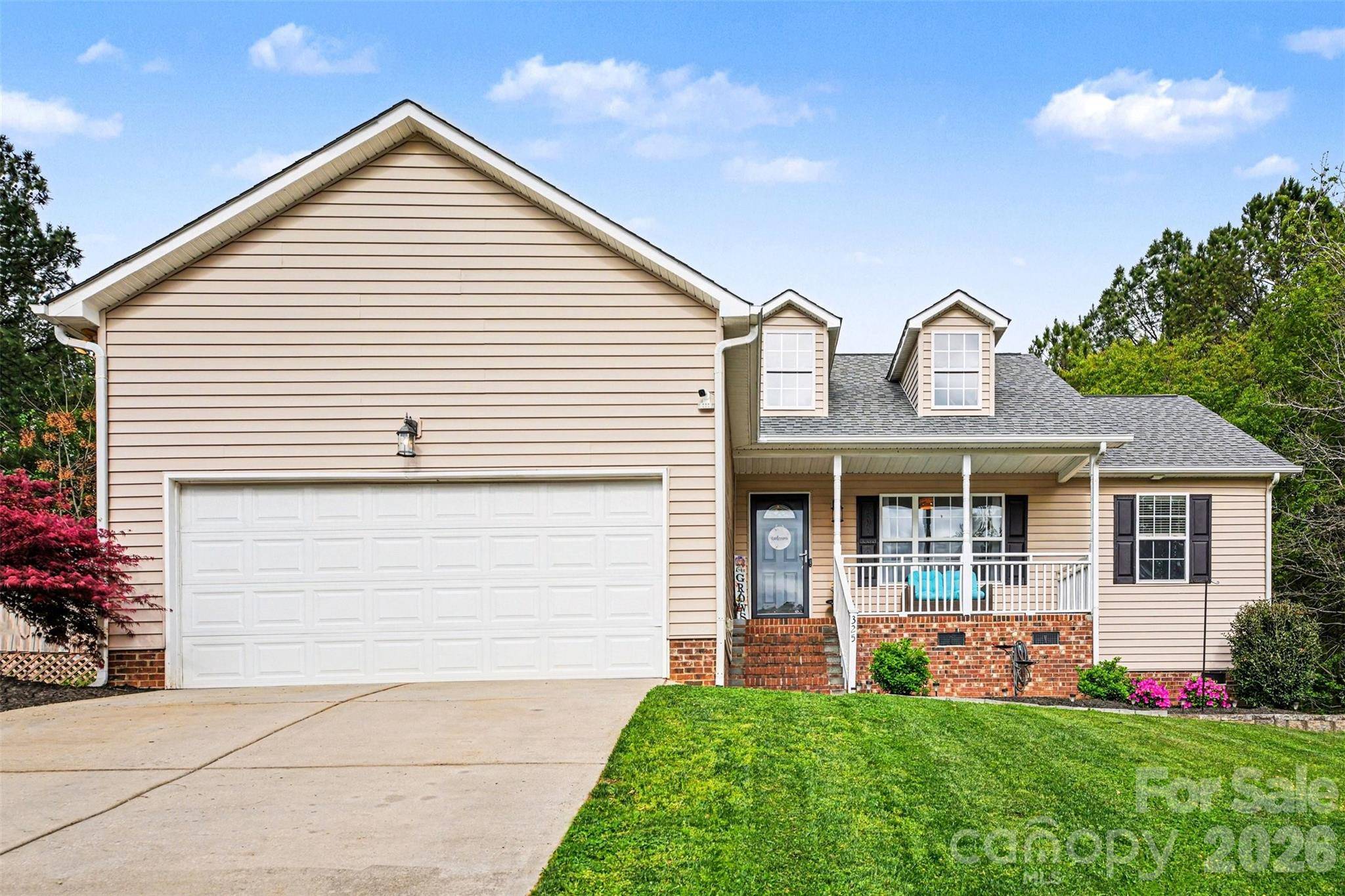 325 Eagle Creek RD, Clover, SC 29710
