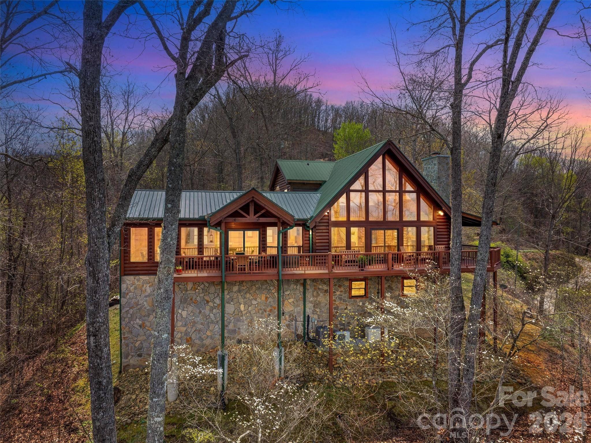 1299 Black Forest DR, Bryson City, NC 28713