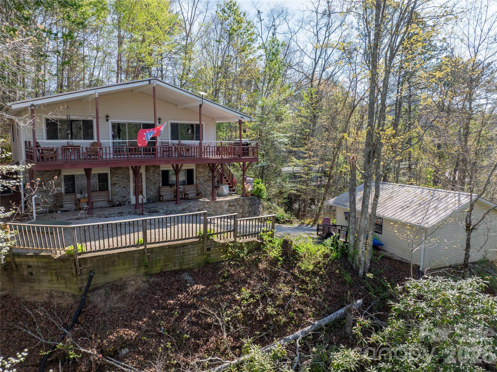 344 Pine Ridge TRL, Almond, NC 28702