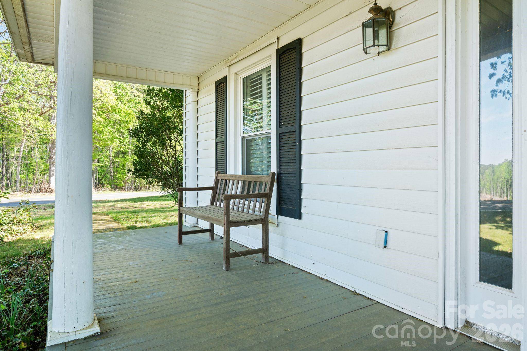 3724 Smitherman RD, East Bend, NC 27018