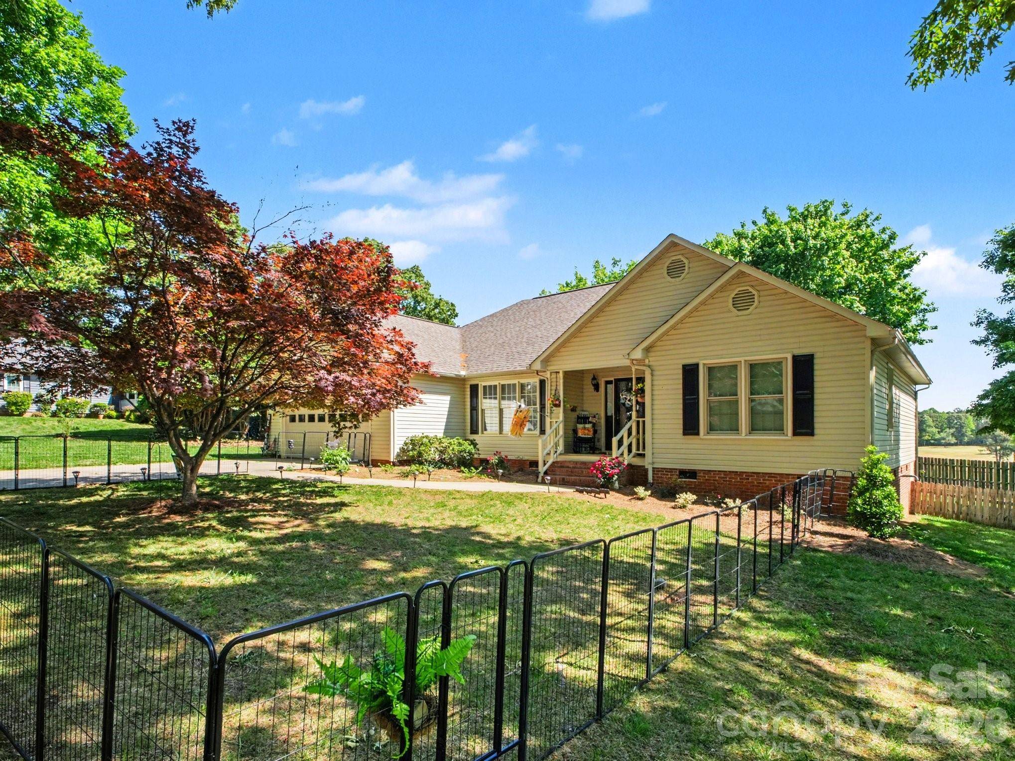 1706 Whitney LN, Salisbury, NC 28146