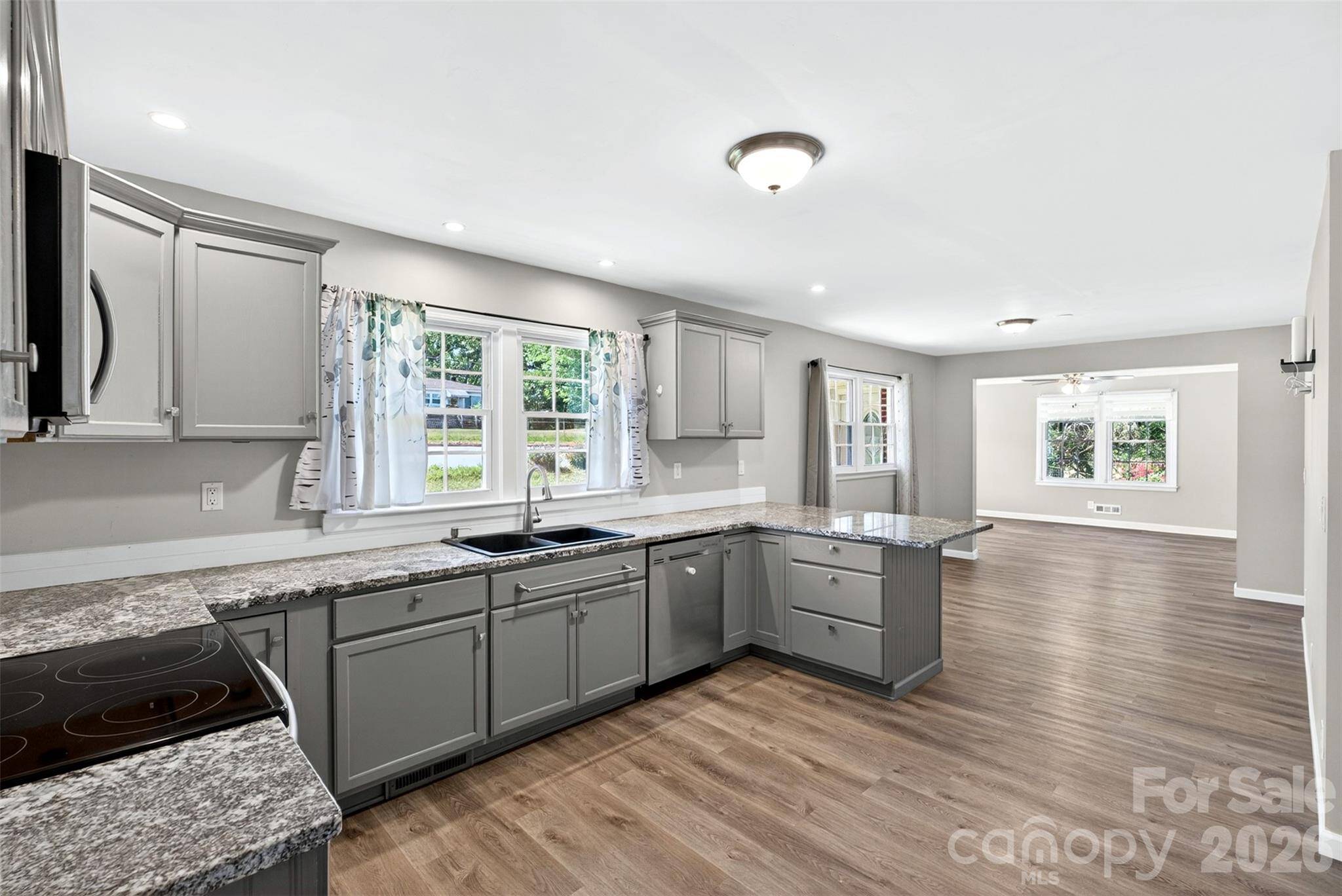 4853 S Main ST, Cowpens, SC 29330