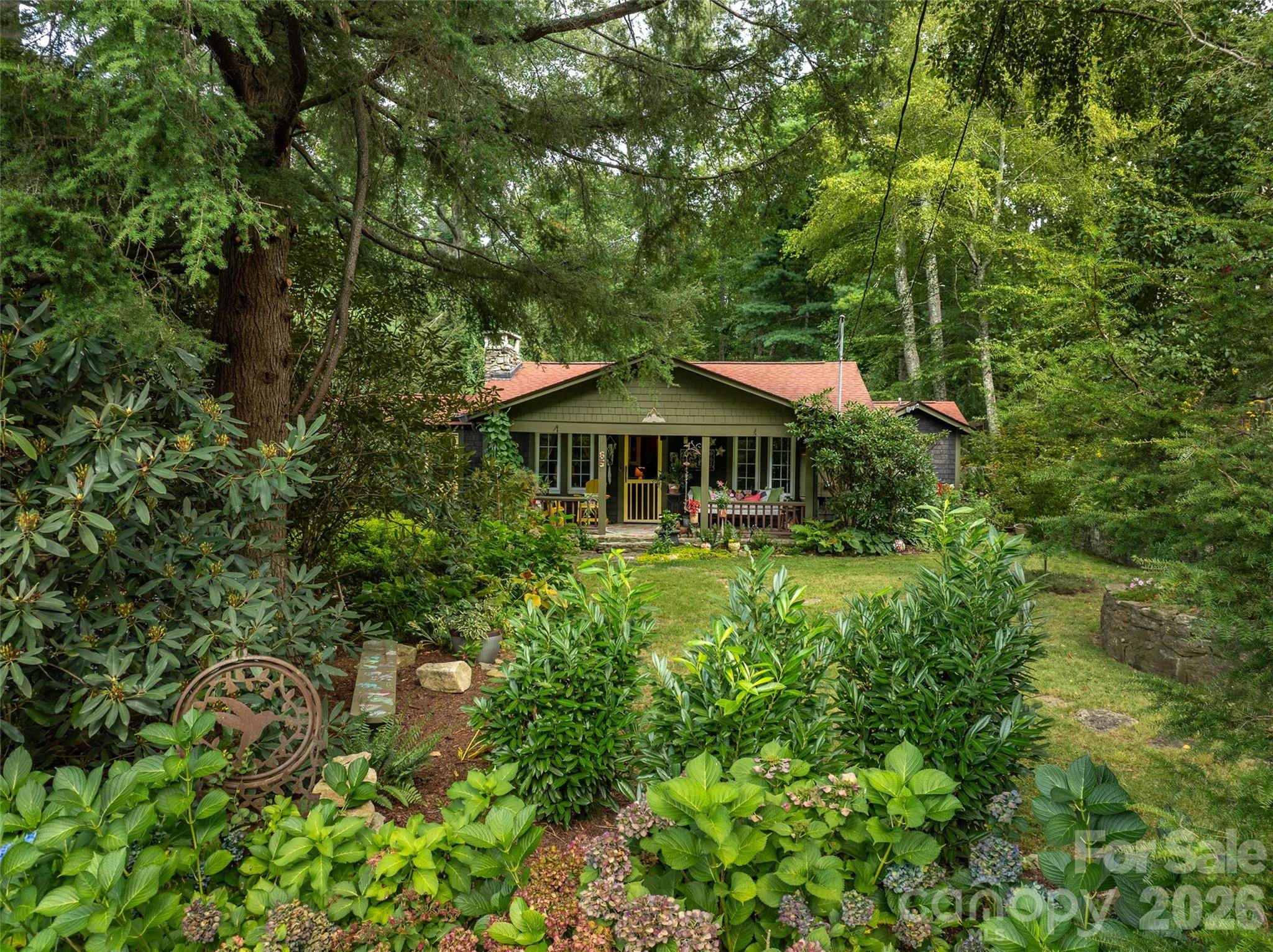85 Chestnut Hill RD, Gerton, NC 28735