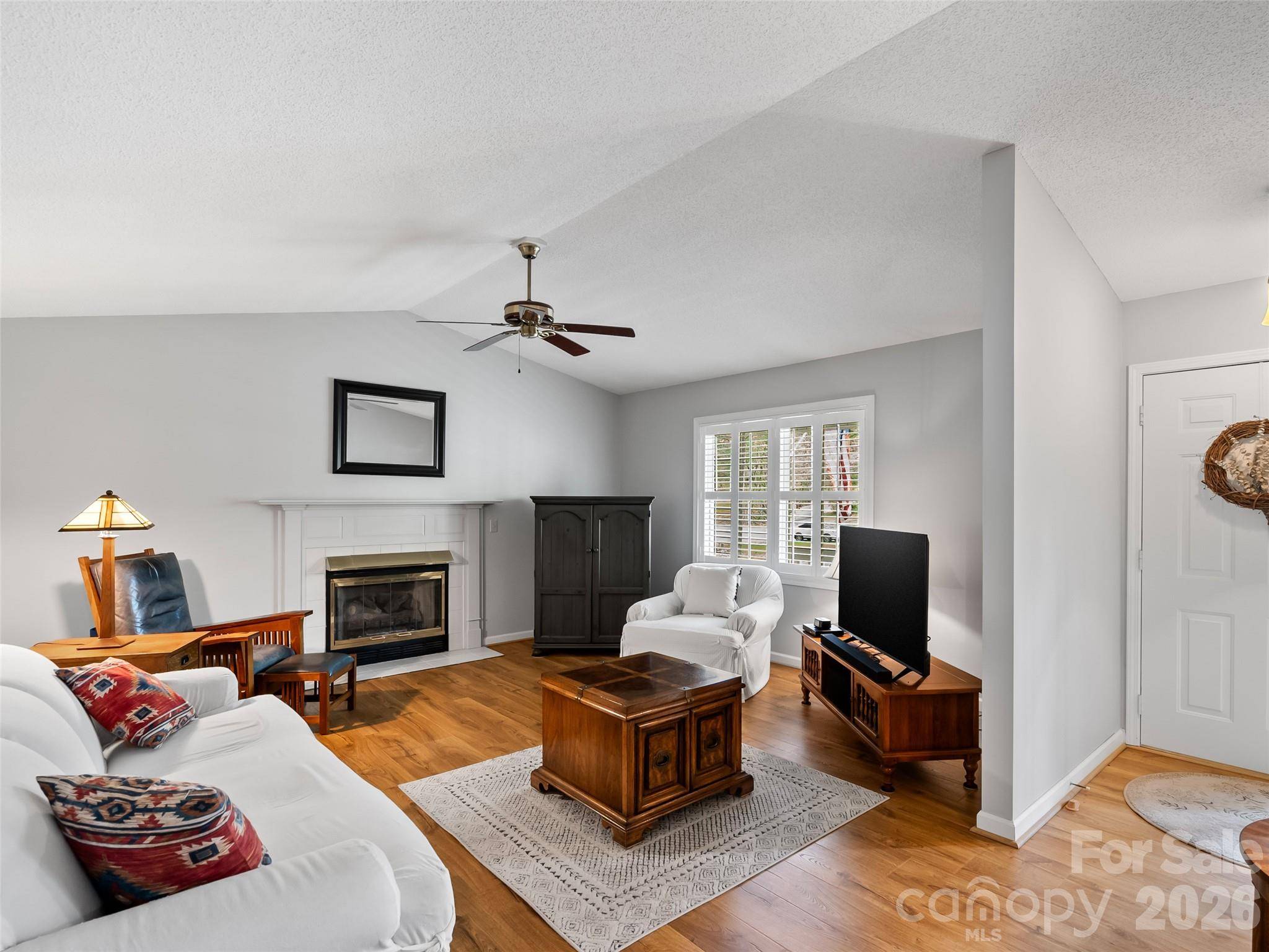 36 Justin DR, Etowah, NC 28729