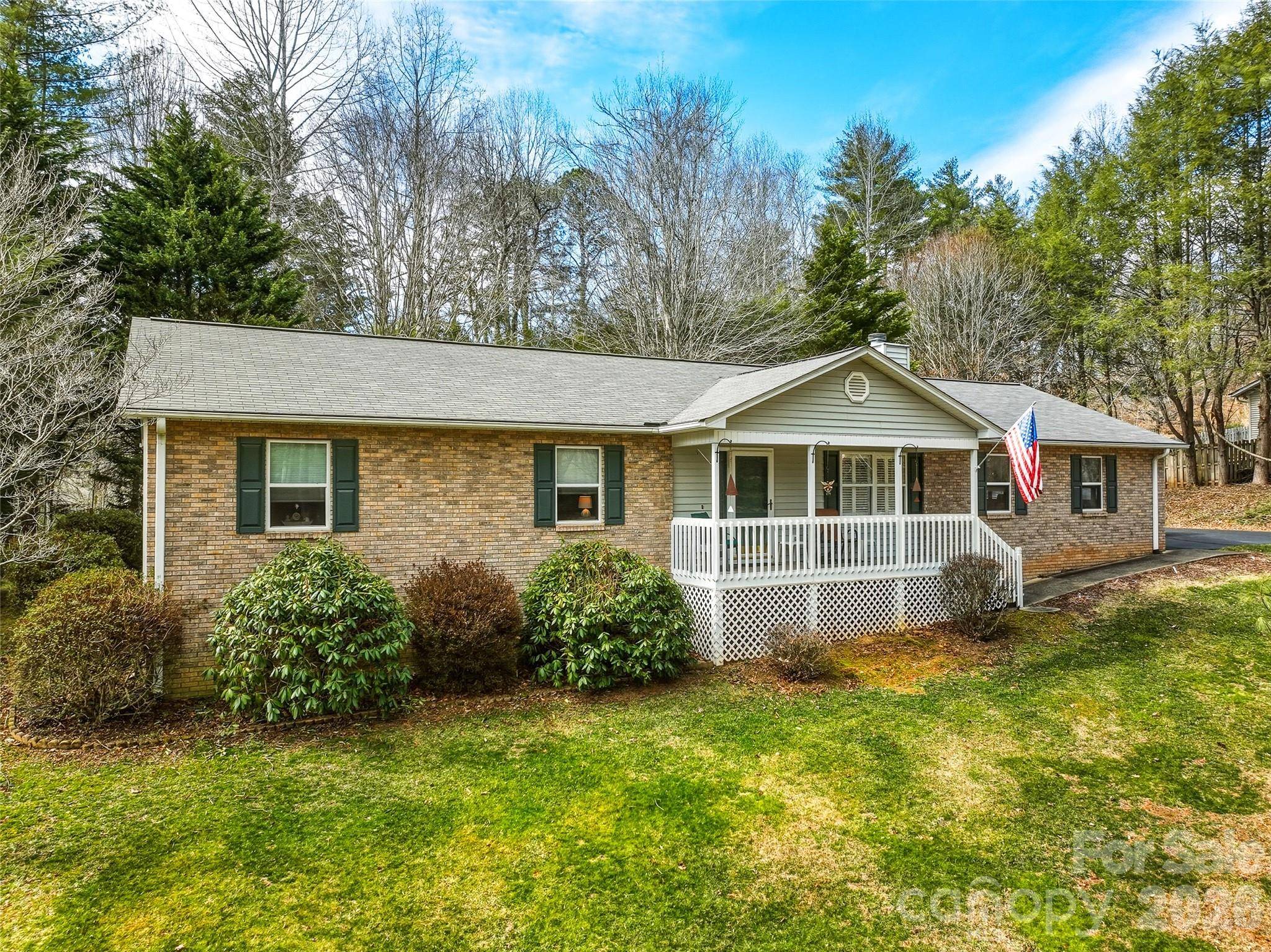 36 Justin DR, Etowah, NC 28729