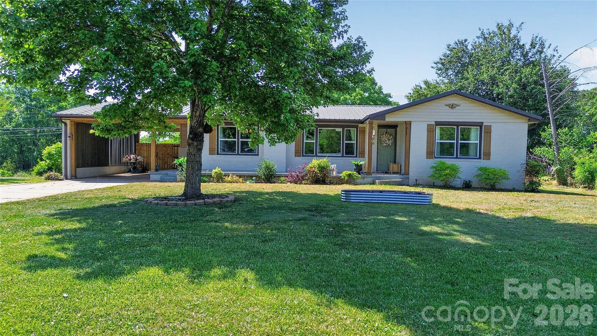 460 Boss Moore RD, Ellenboro, NC 28040