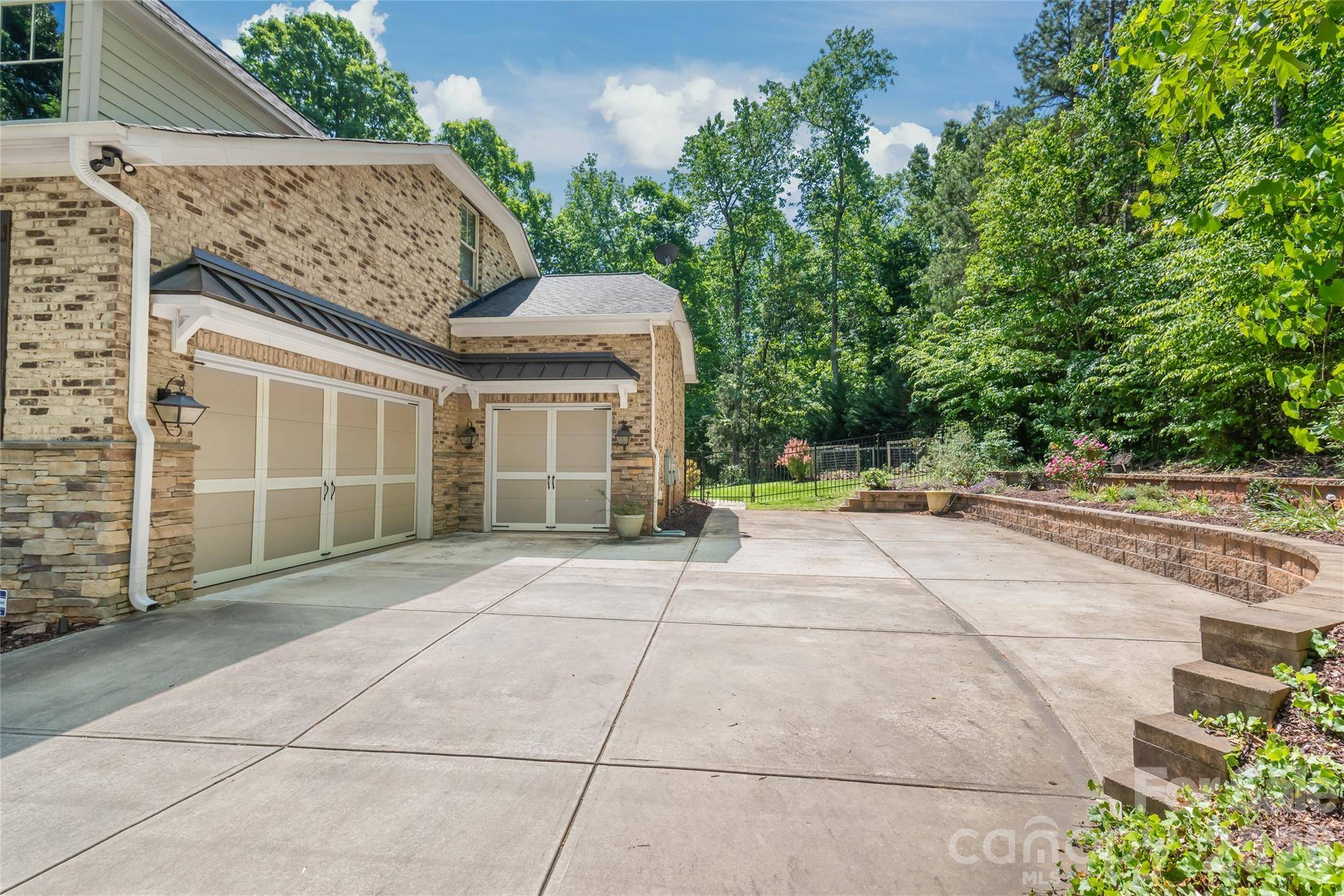 713 Woodcliff CT, Waxhaw, NC 28173