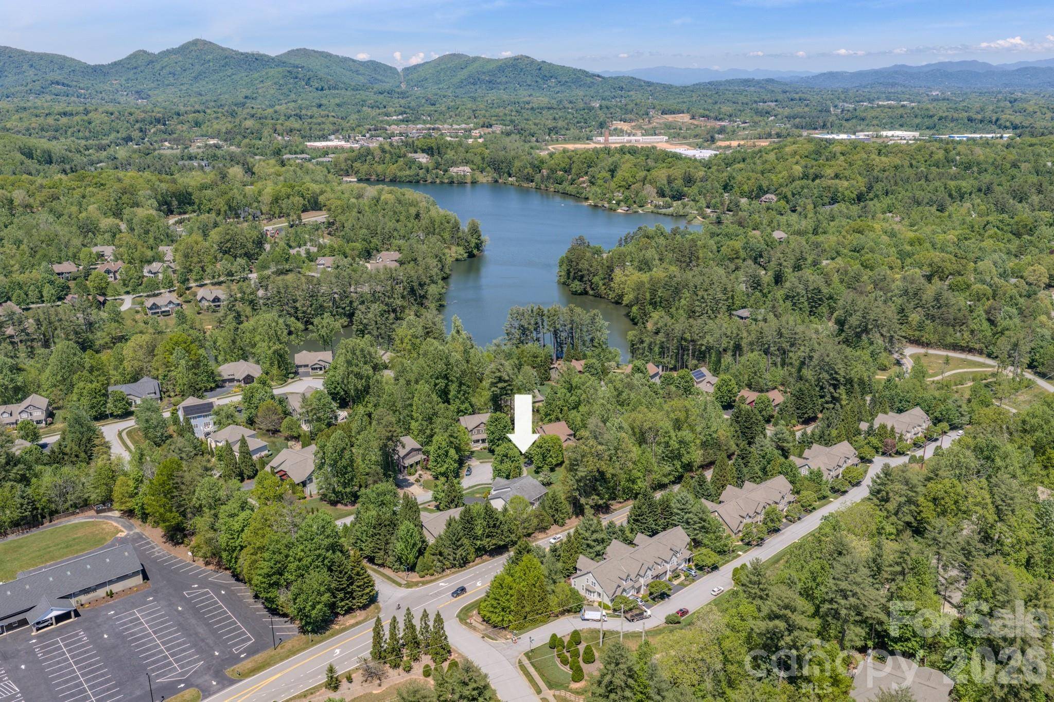 7 Magic Sam CT, Biltmore Lake, NC 28715