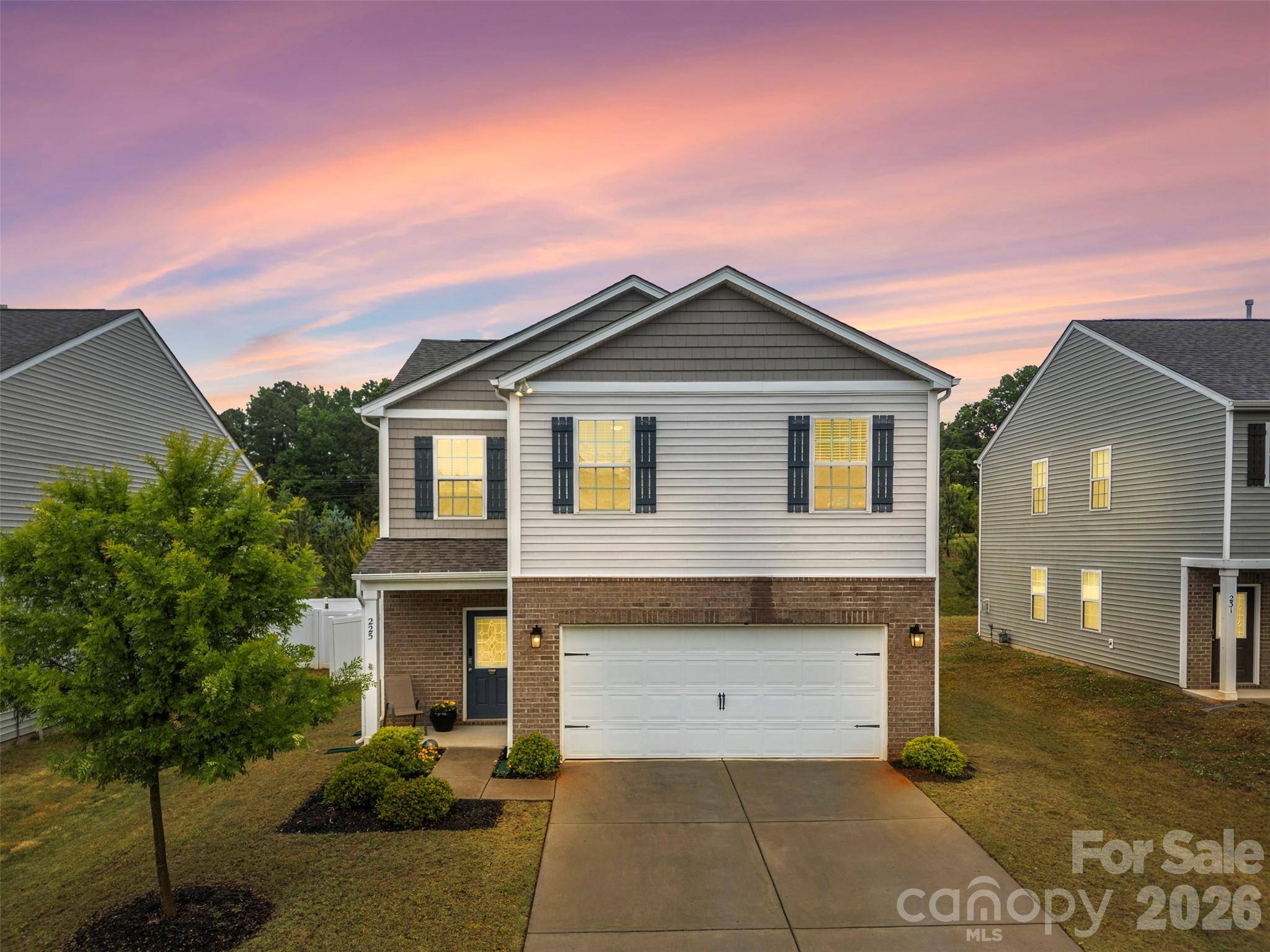 225 Final Stretch LN, Clover, SC 29710