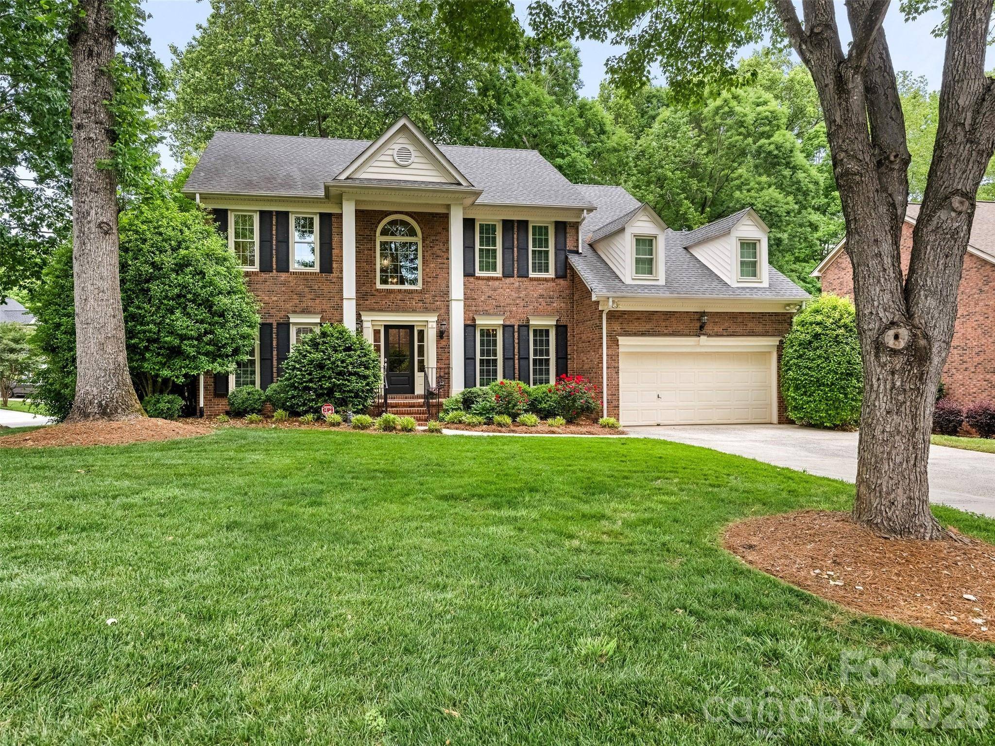 8808 Sweetwater PL, Waxhaw, NC 28173