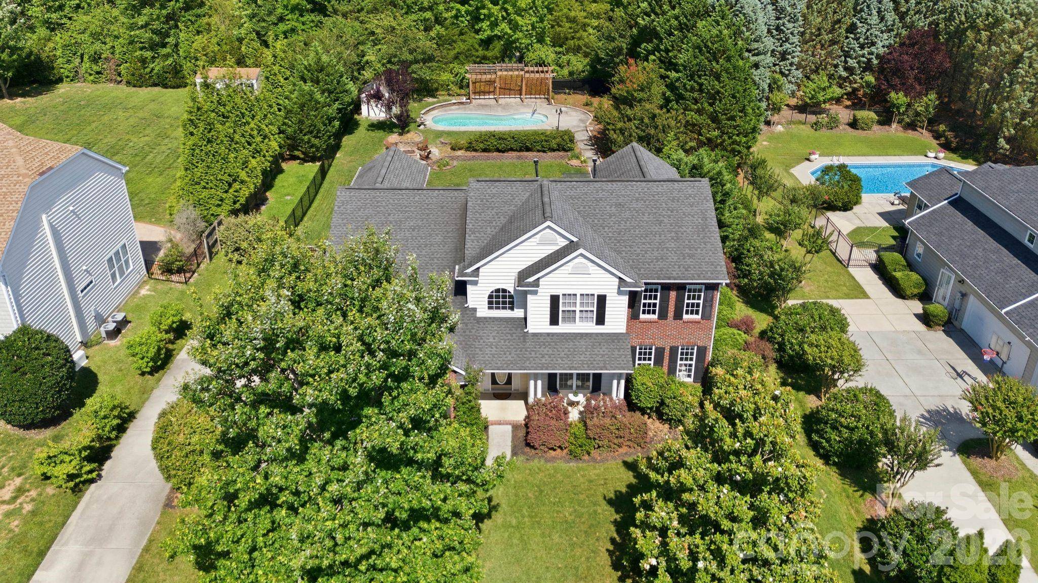 2721 Liberty Hall CT, Waxhaw, NC 28173