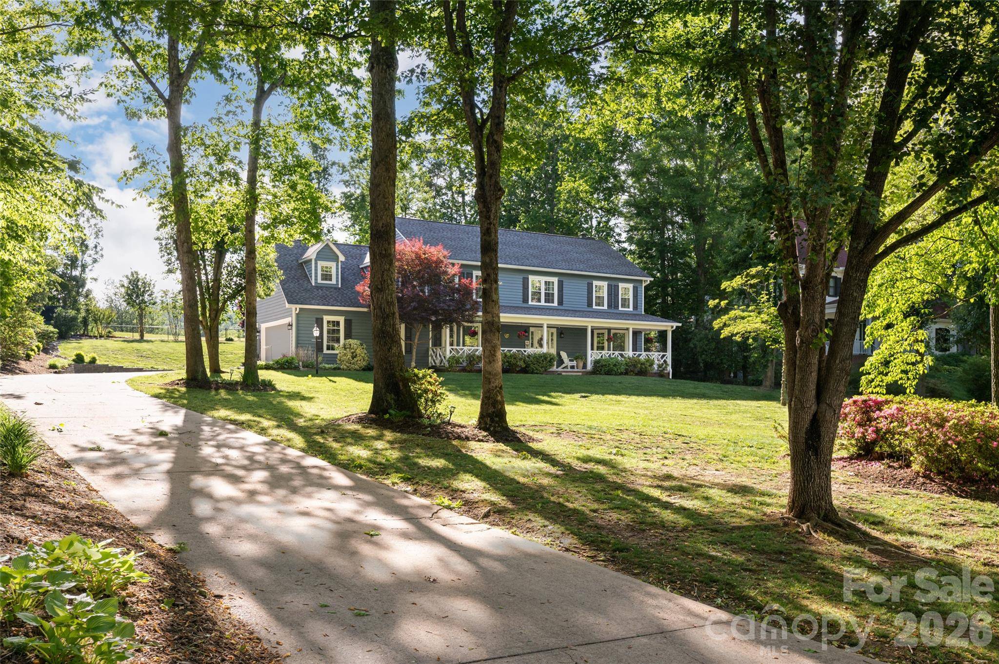 43 Tree Top DR, Arden, NC 28704