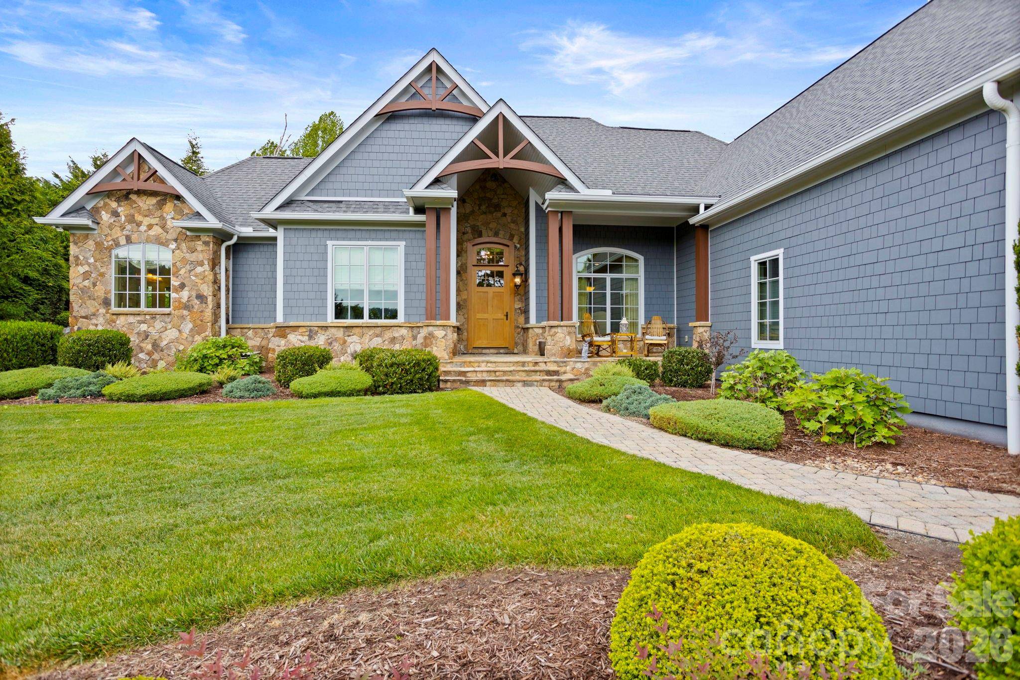 390 Shipman Pkwy, Flat Rock, NC 28731
