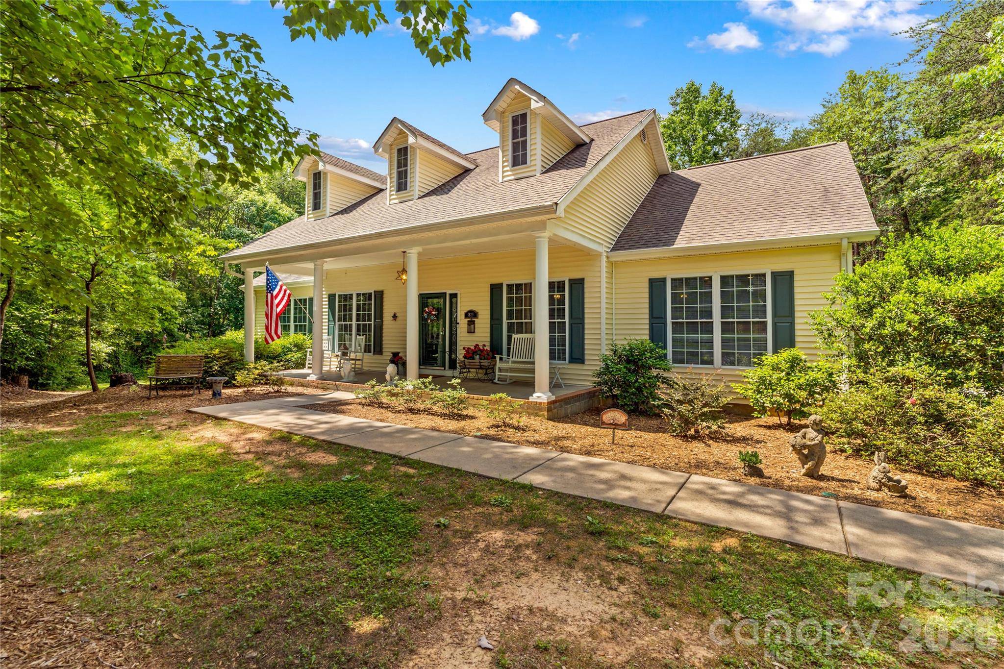 1629 Parkside DR, Catawba, NC 28609