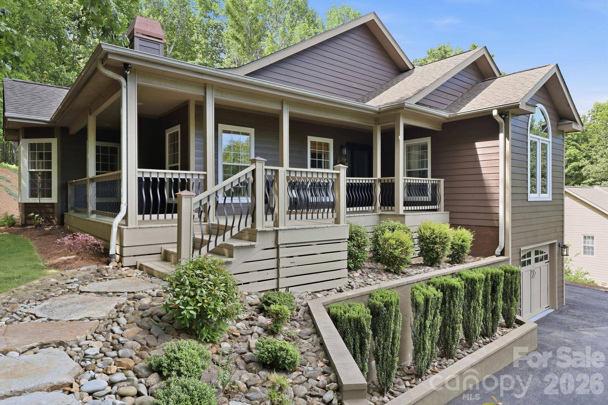 43 Smokemont DR, Arden, NC 28704