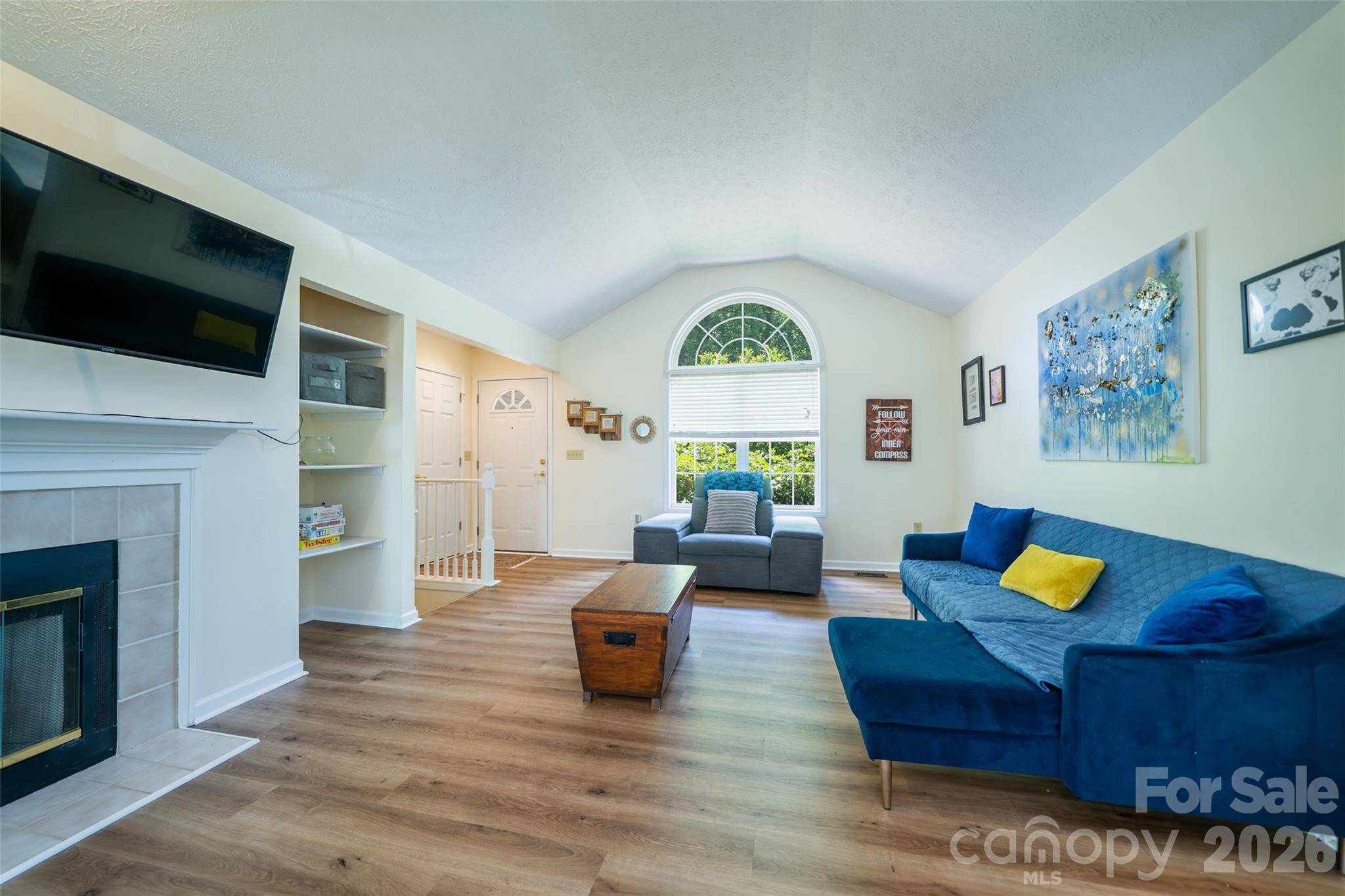 7 Firestone CT, Etowah, NC 28729