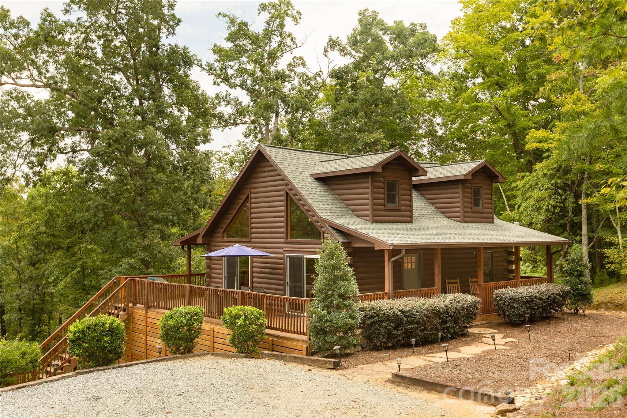 517 Luther Burbank DR, Lake Lure, NC 28746
