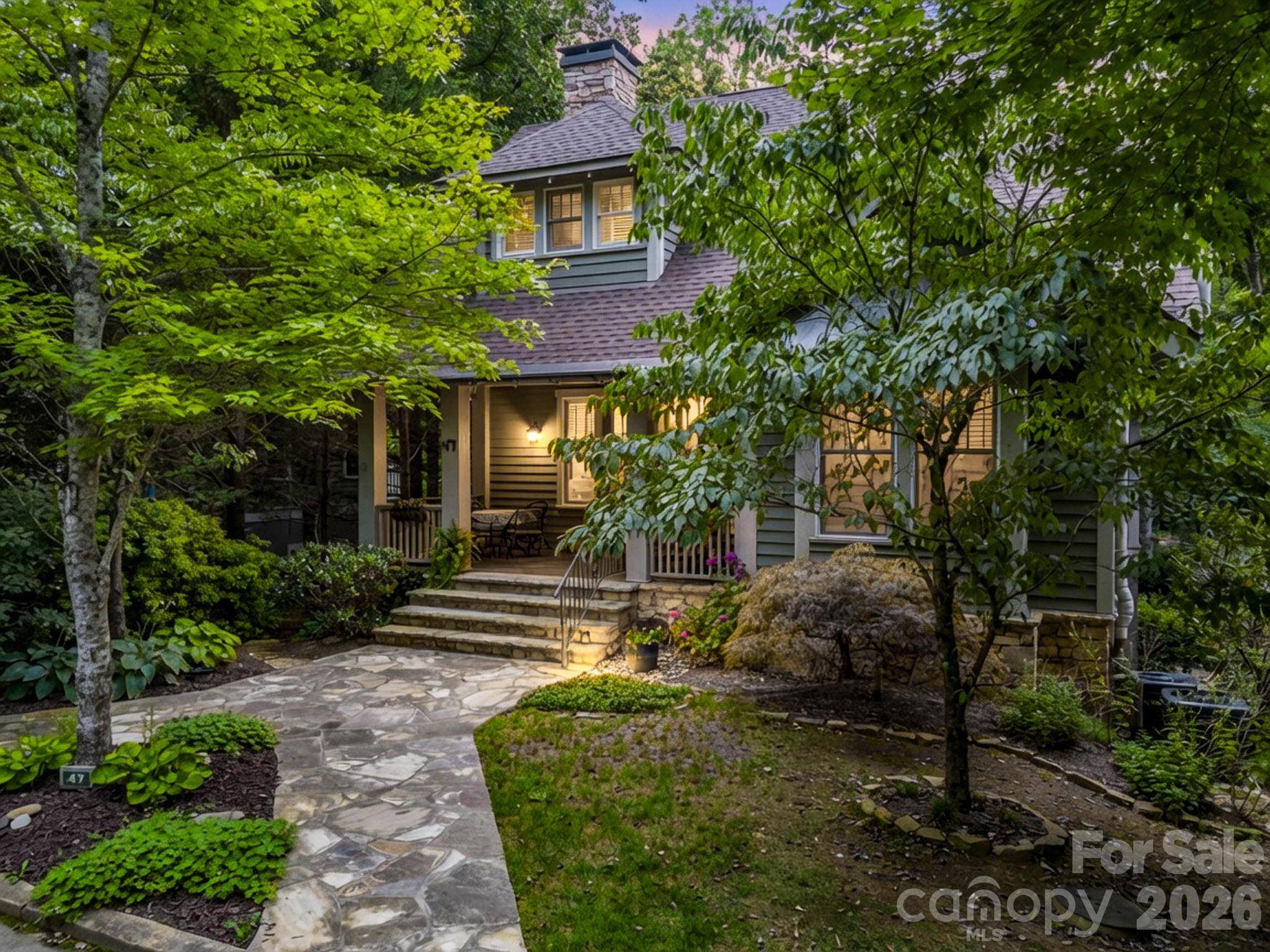 47 Cheshire DR, Black Mountain, NC 28711