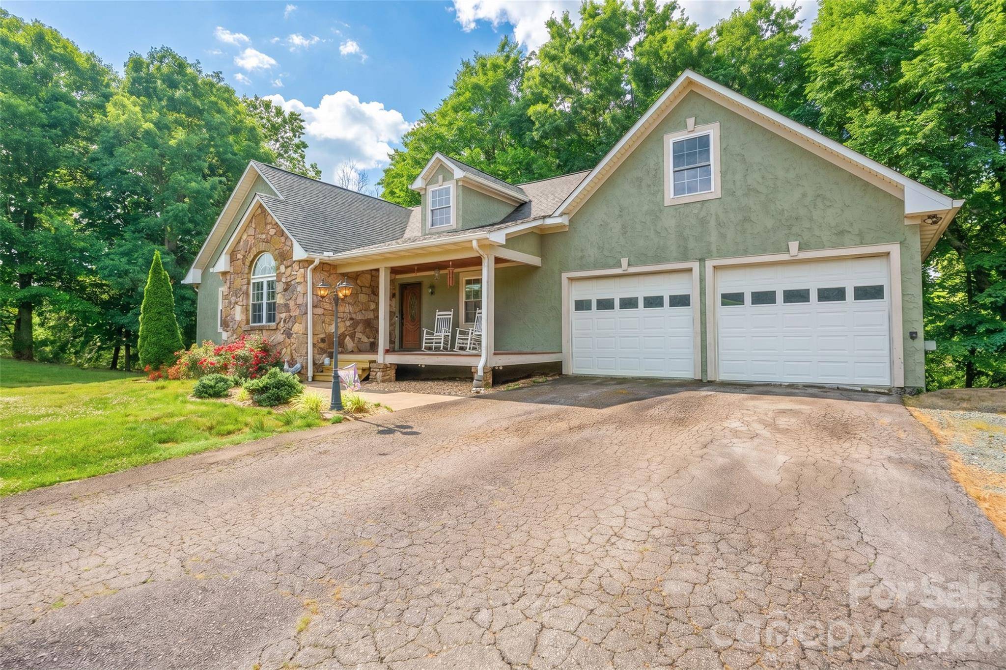 2135 Buck Shoals RD, Hamptonville, NC 27020