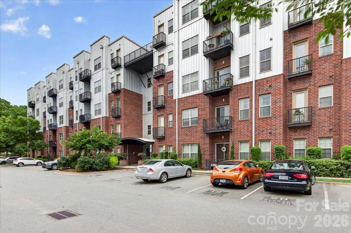 2338 Yadkin AVE #502, Charlotte, NC 28205